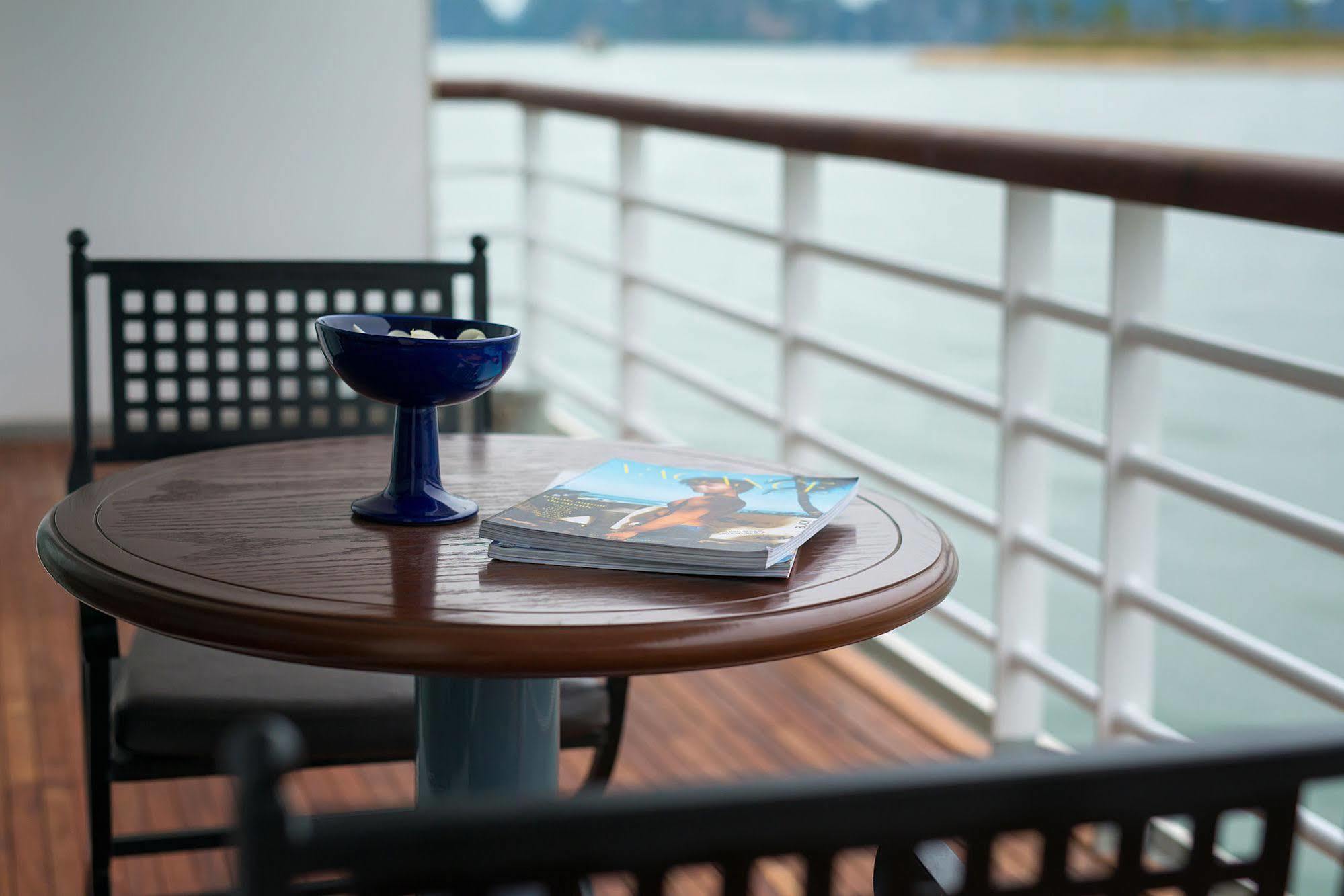 Paradise Elegance Cruise Halong