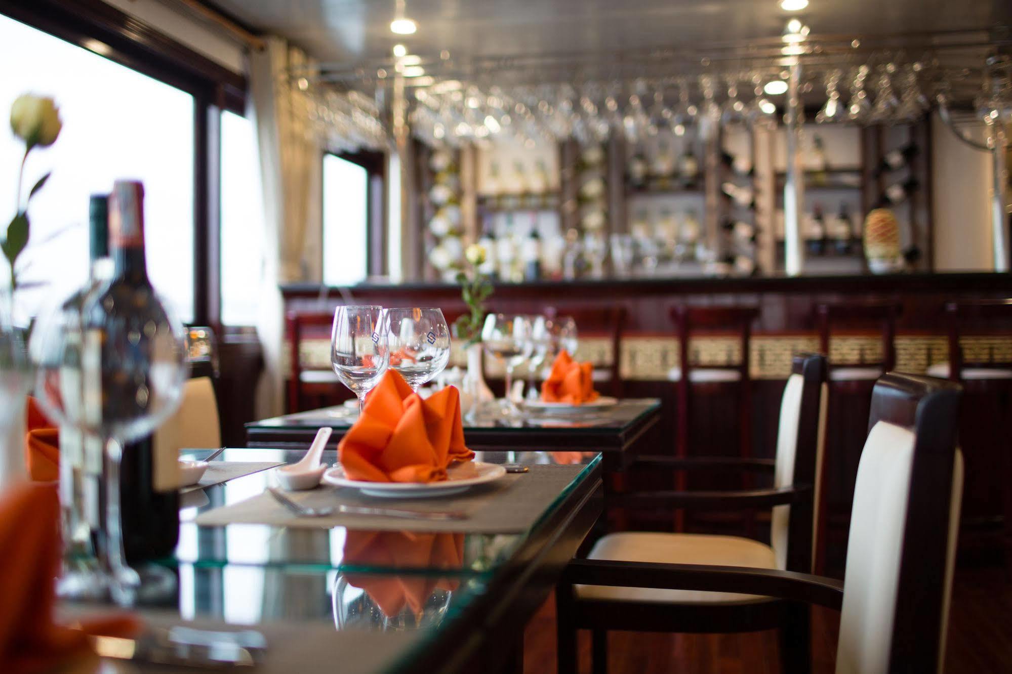  Halong Sapphire Cruises