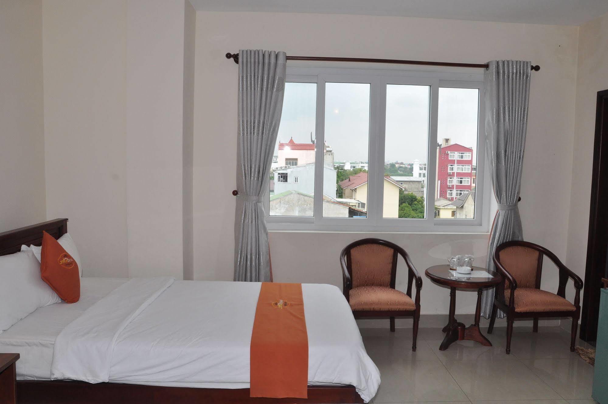 Hotel Golden Star 3*