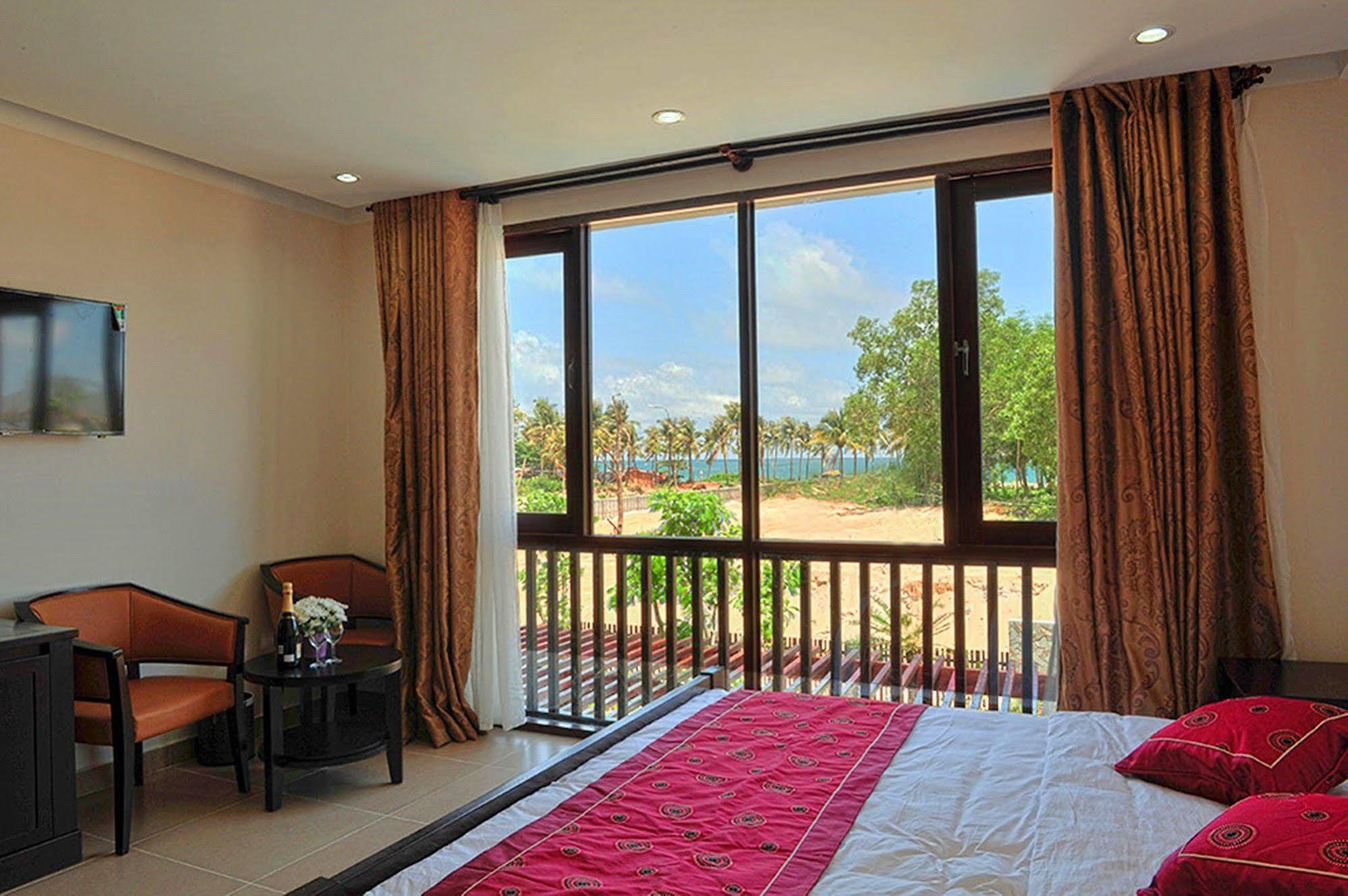 Hotel Kosmos 3*