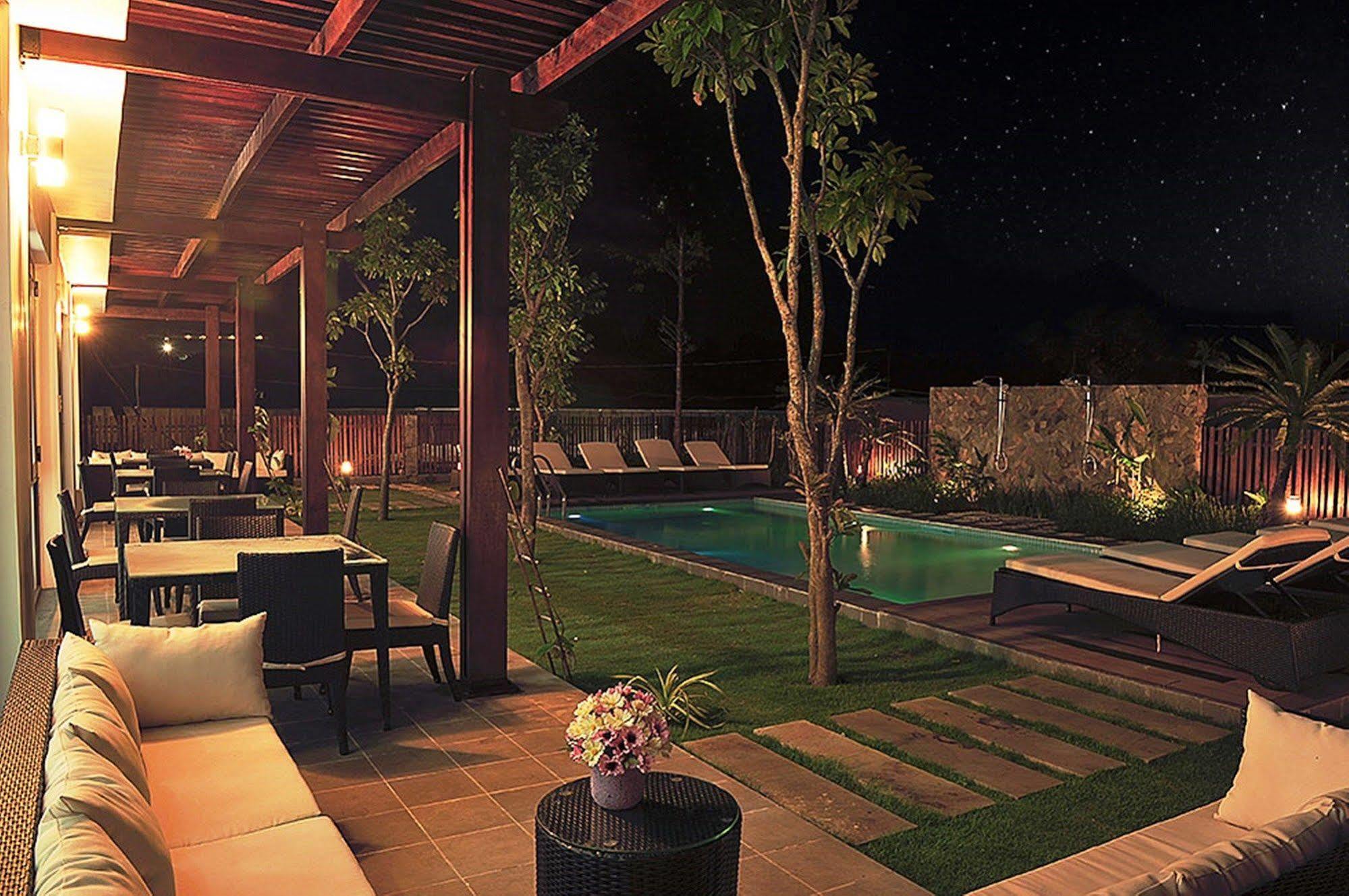 Hotel Kosmos 3*