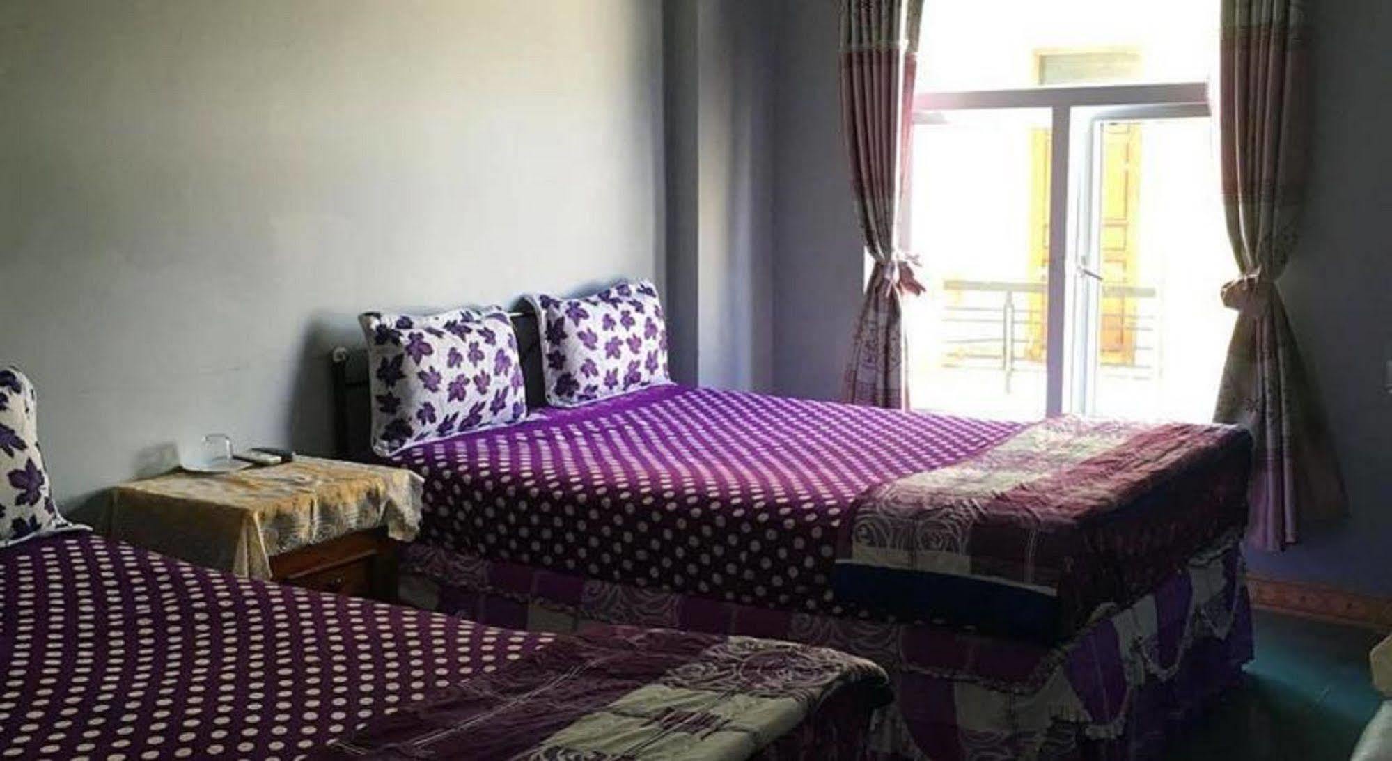 Yen Vy Hotel
