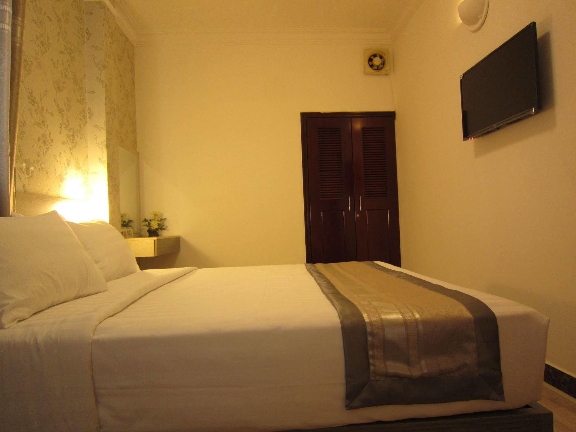 Hotel Pravina Ho Chi Minh City