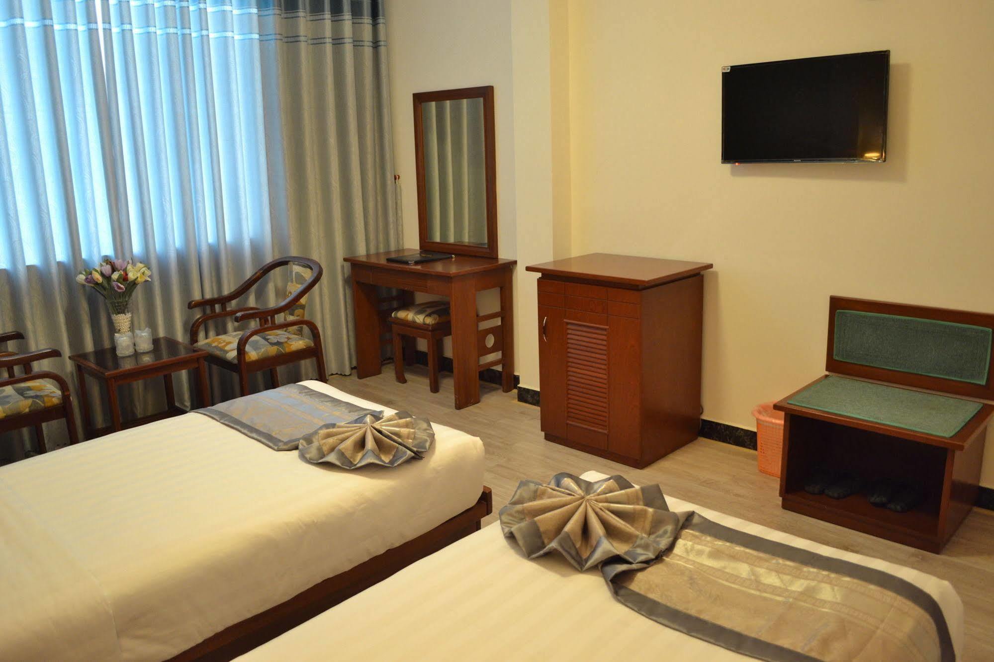 Pravina Hotel Ho Chi Minh City
