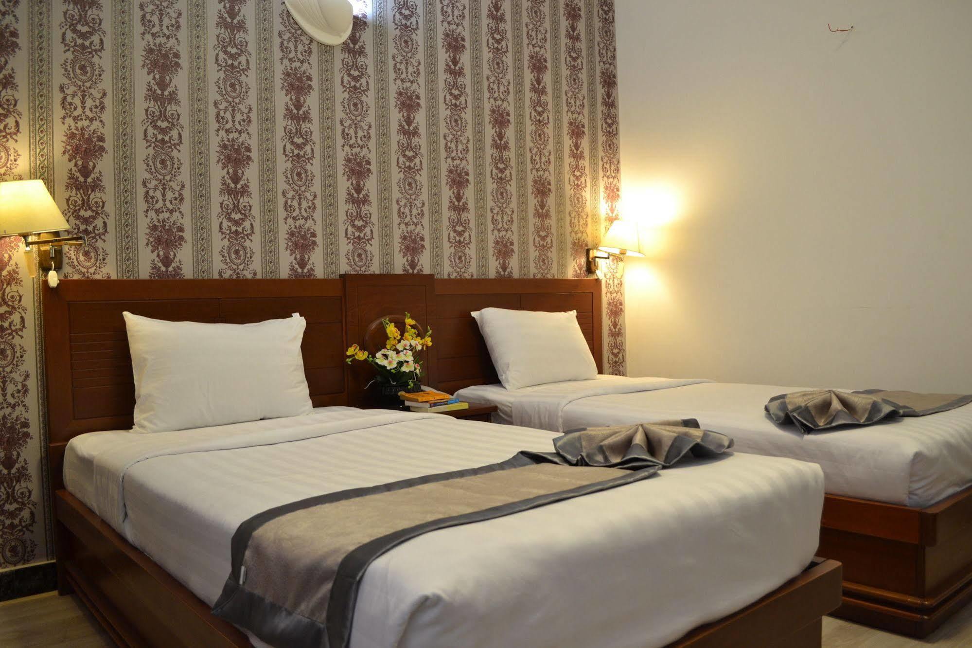Pravina Hotel 2*