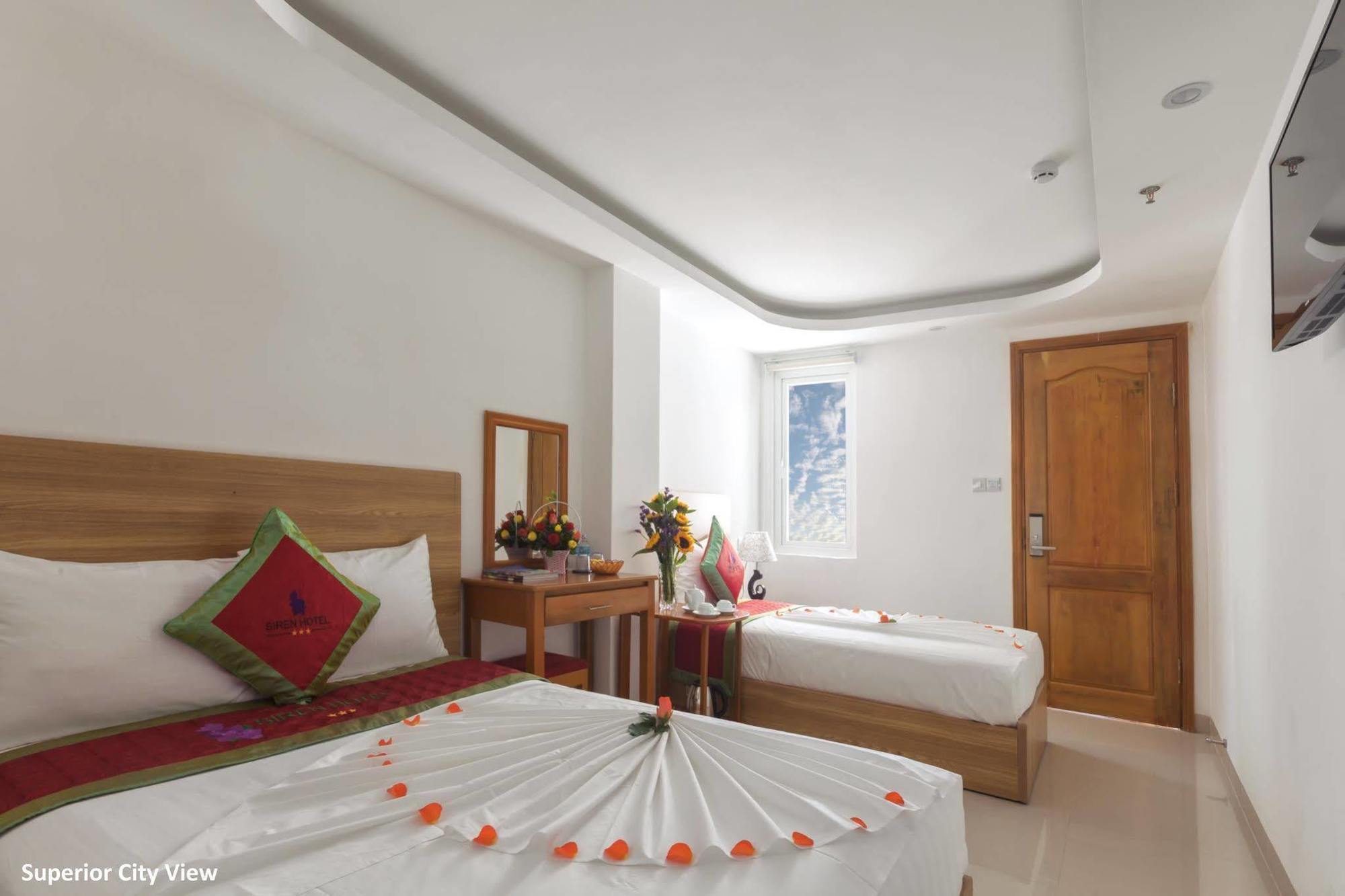 Siren Flower Hotel 3*