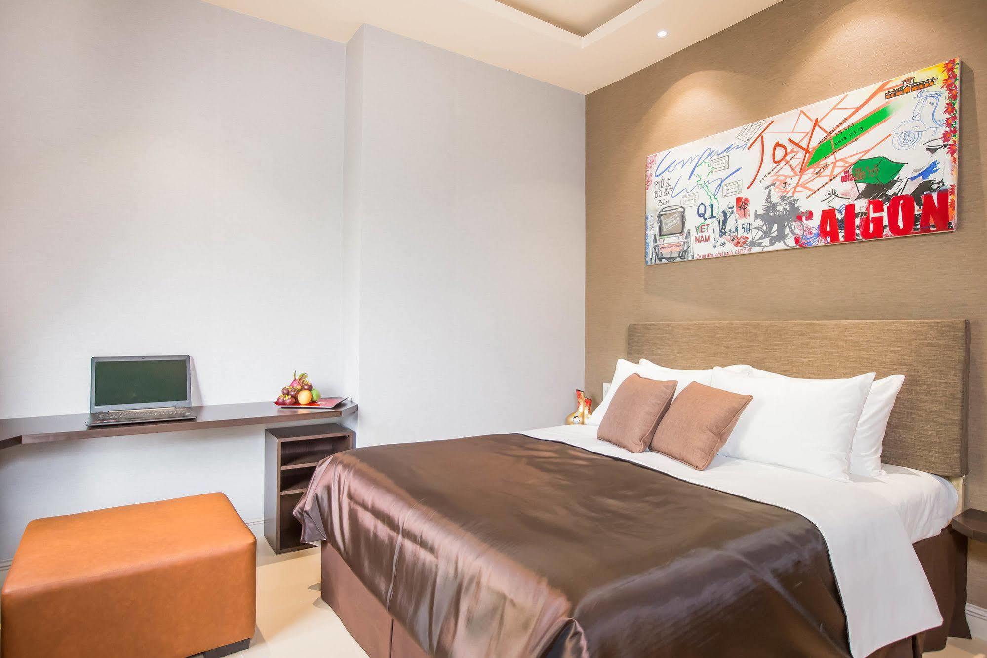 Compass Living Joy Khách sạn hẻo lánh 3*