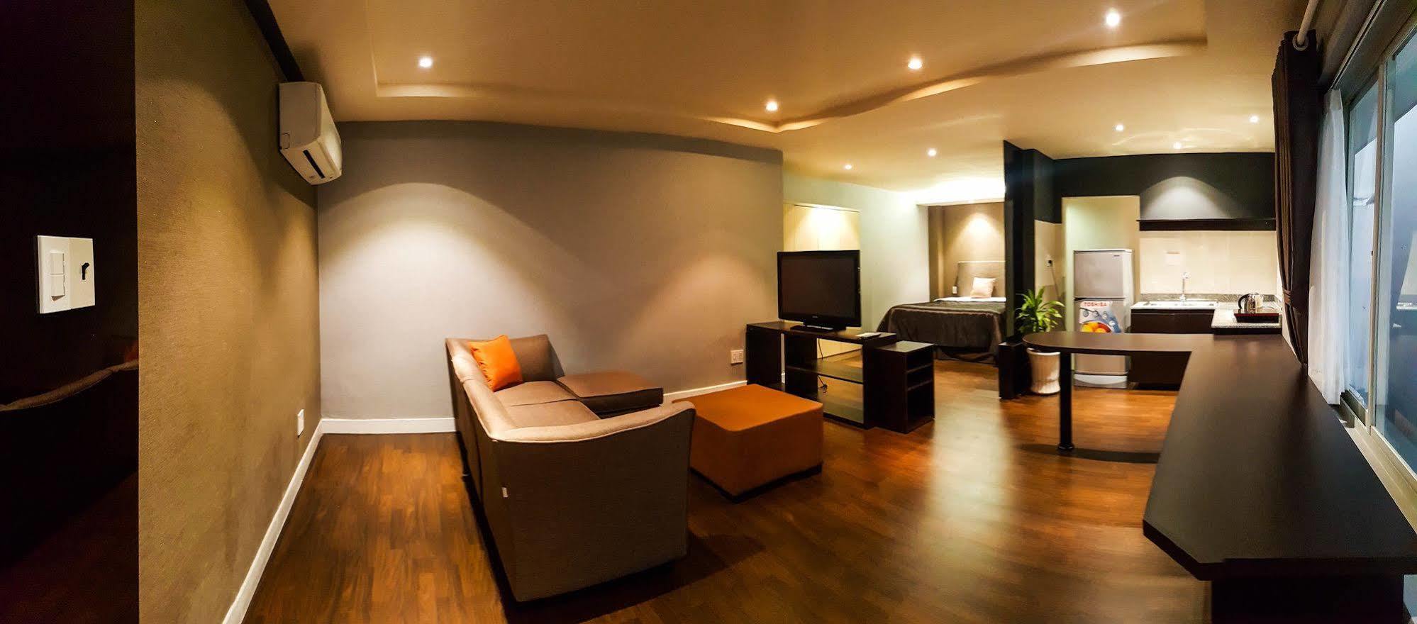 Compass Living Joy Khách sạn hẻo lánh TP. Hồ Chí Minh