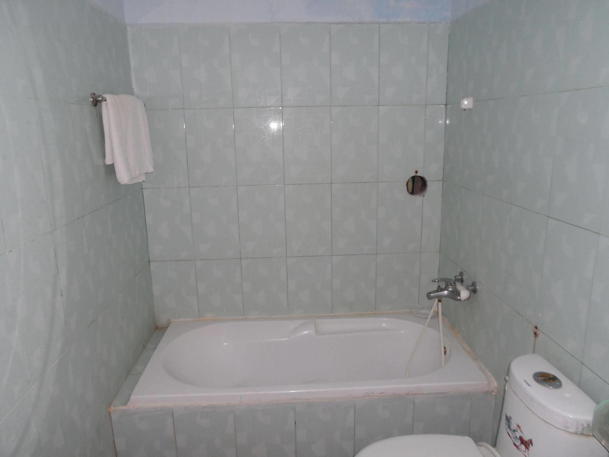 Hotel Rang Dong 2*