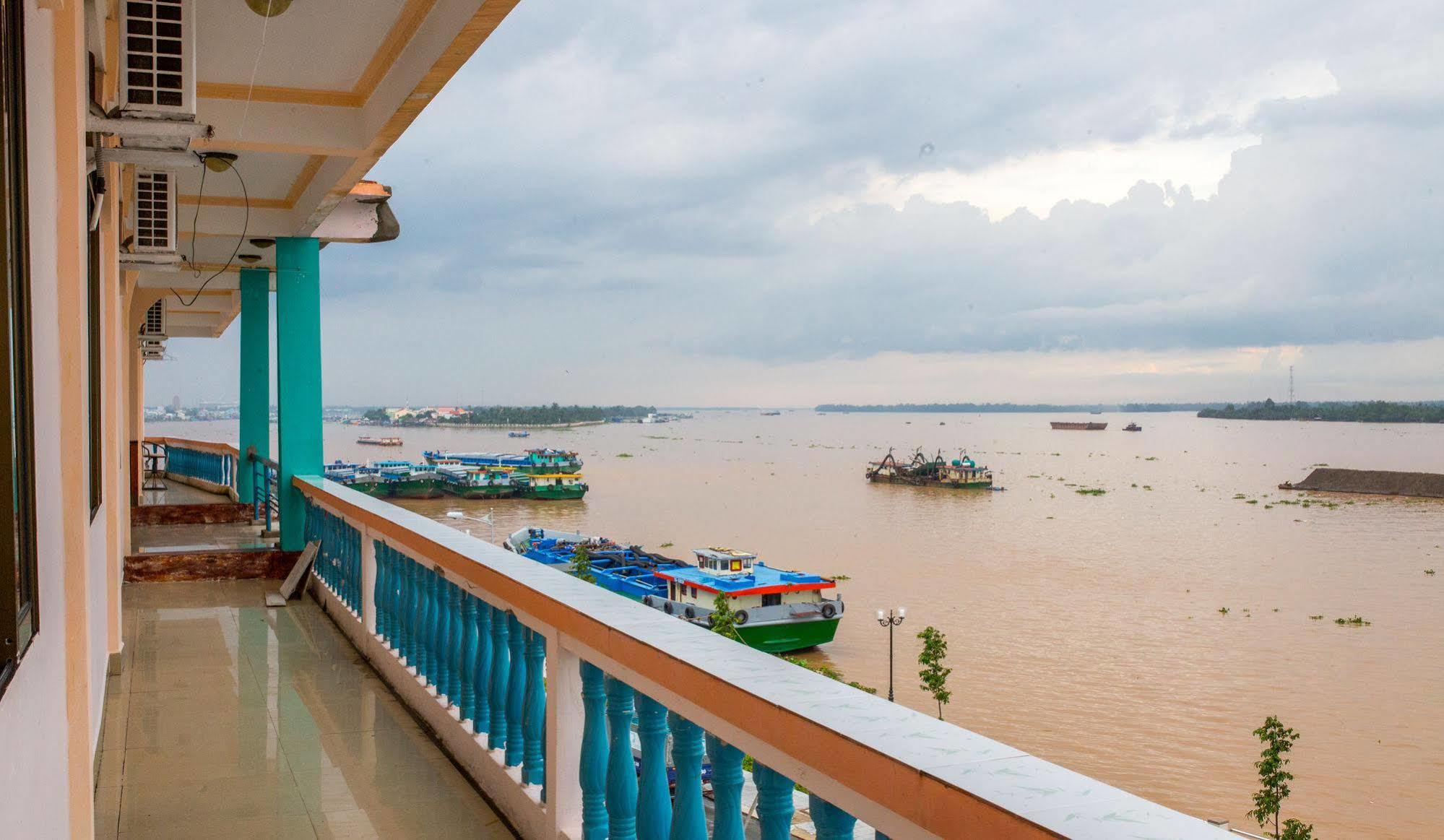 Rang Dong Hotel 2*