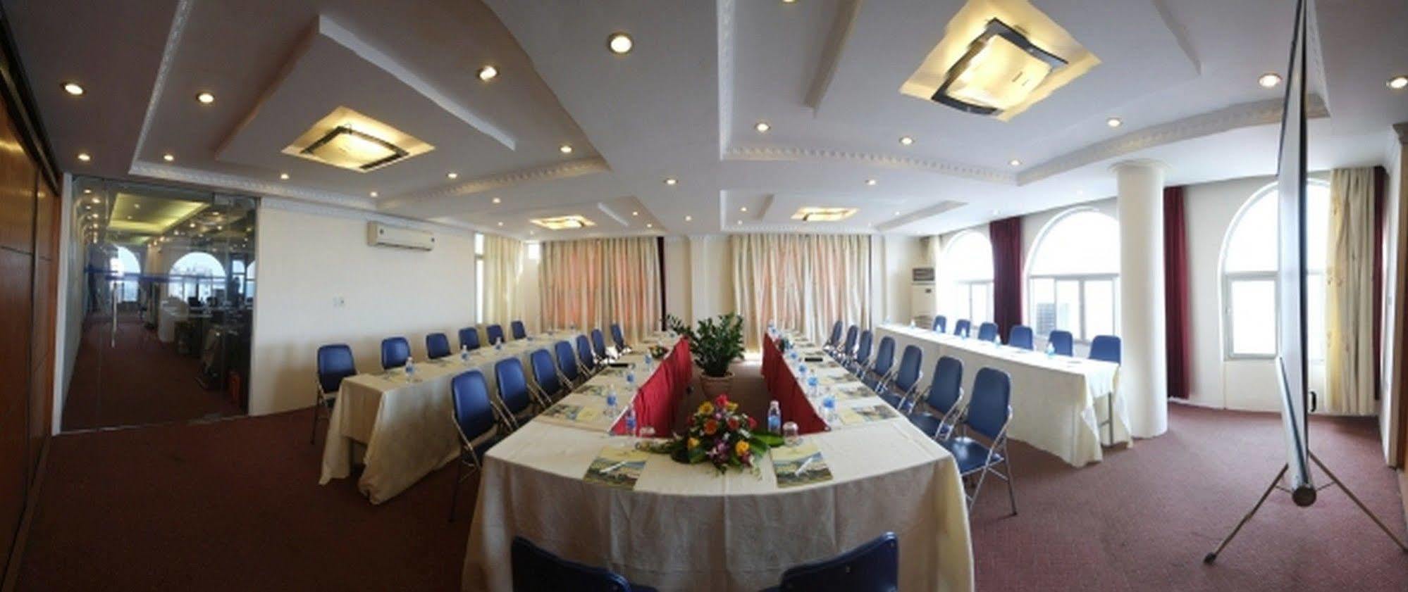 Hotel Vietnam Trade Union In Halong