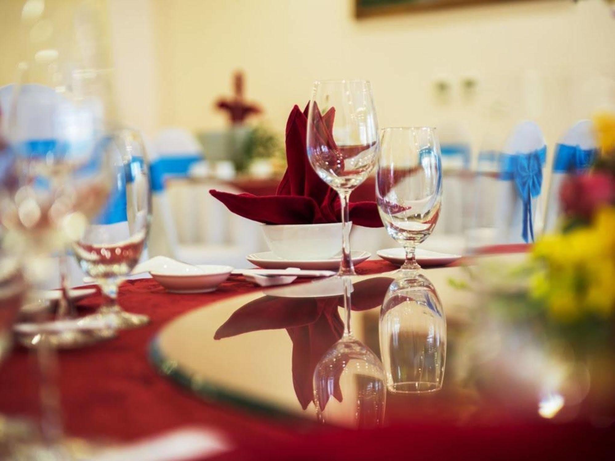 Hotel Lam Giang 3*