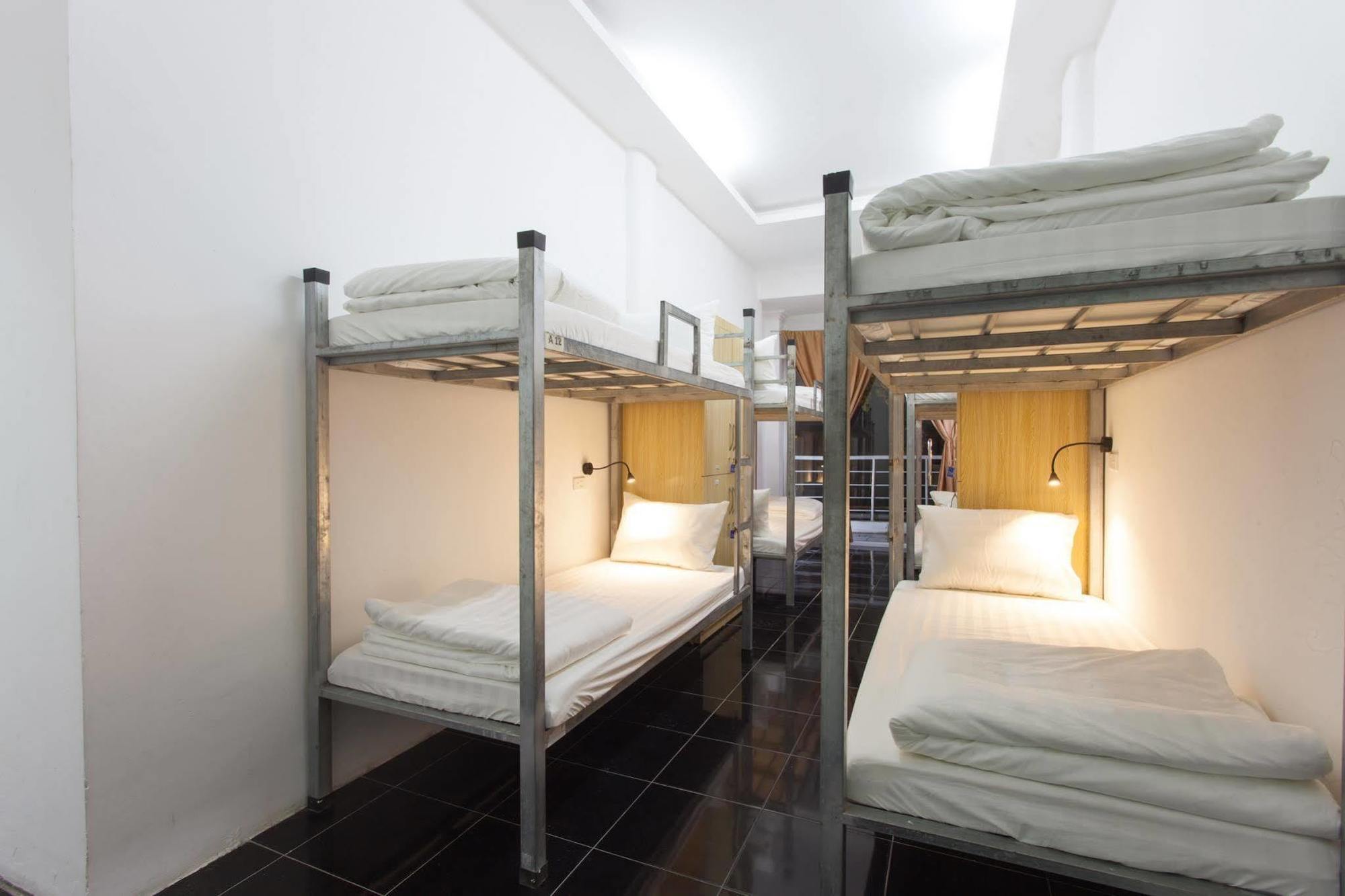 Hostel Thuc At 3Am - Hanoi Lotus