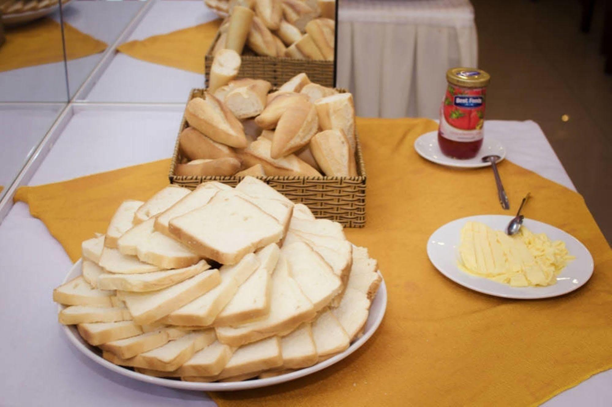 Phuong Binh Economy hotel Son Tra