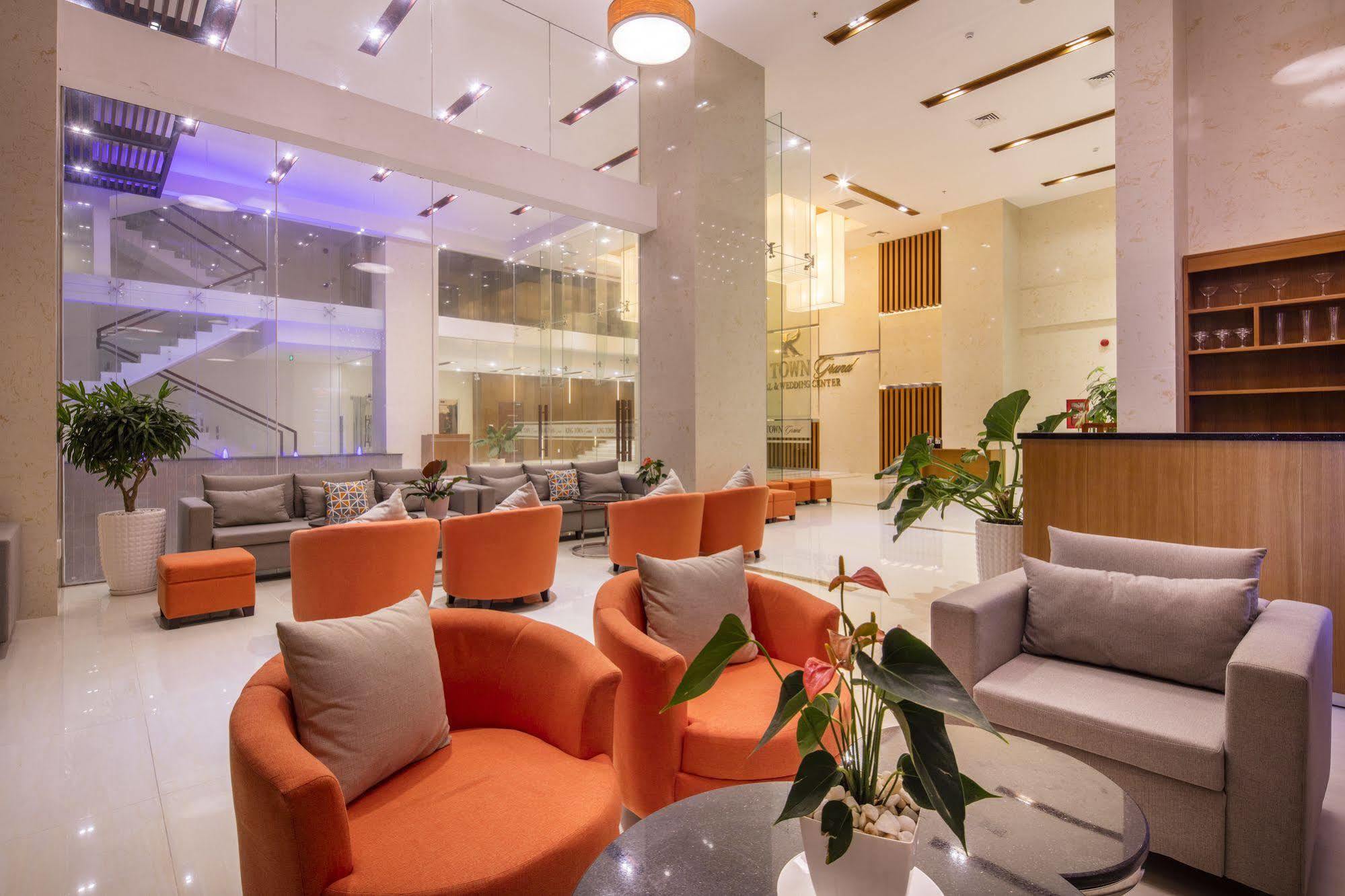 Hotel King Town Grand & Wedding Center 4*