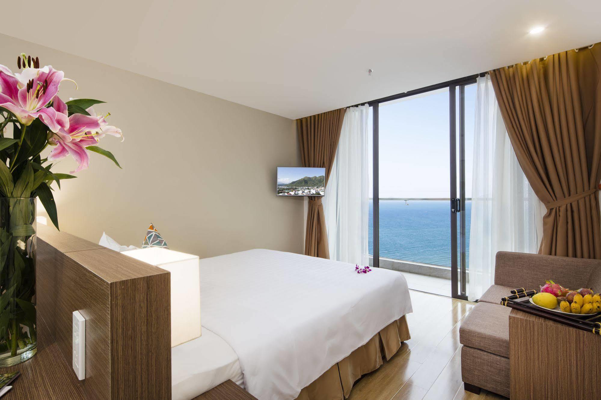 King Town Grand & Wedding Center Hotel