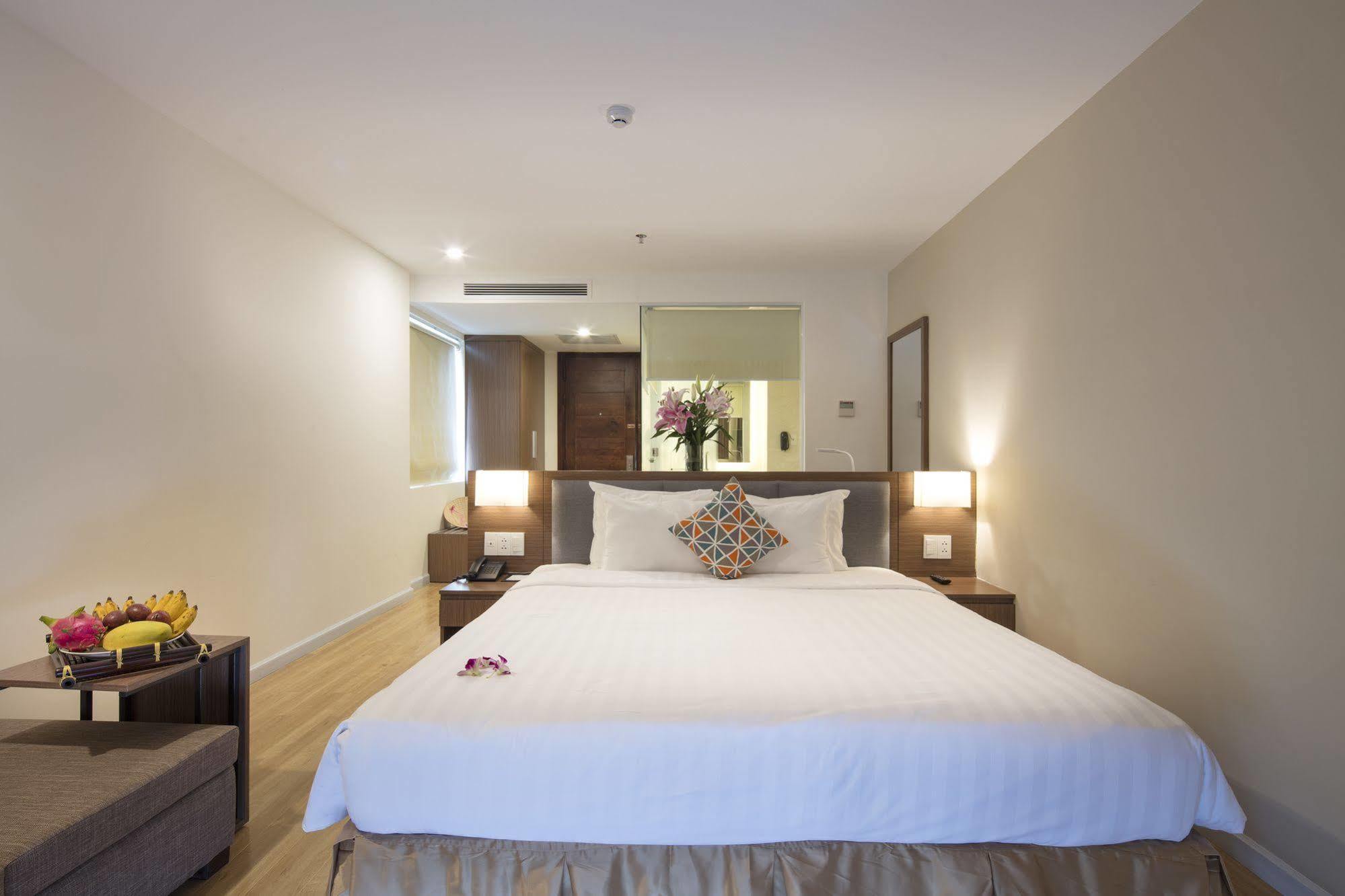 King Town Grand & Wedding Center Hotel 4*