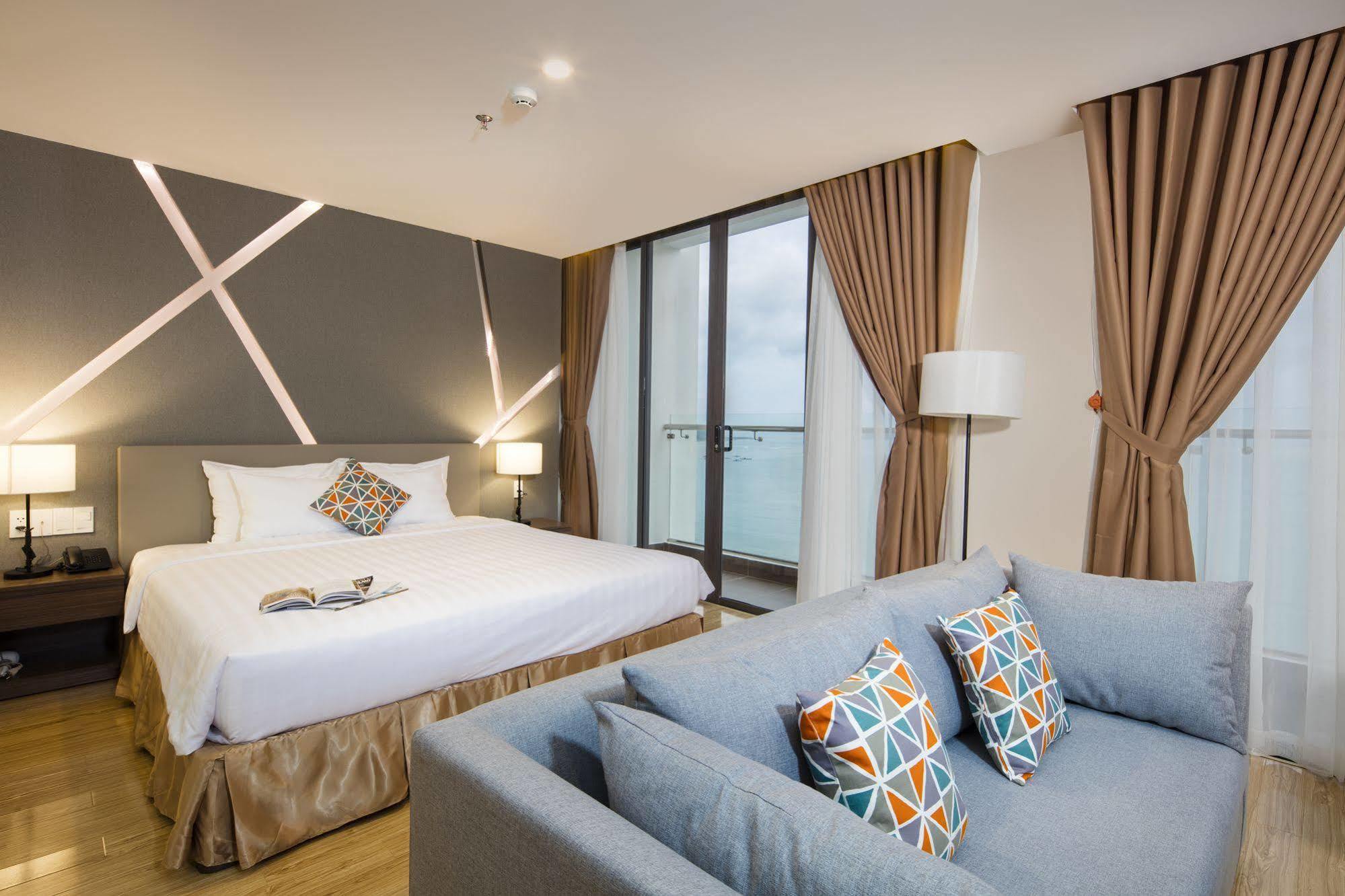 King Town Grand & Wedding Center Hotel