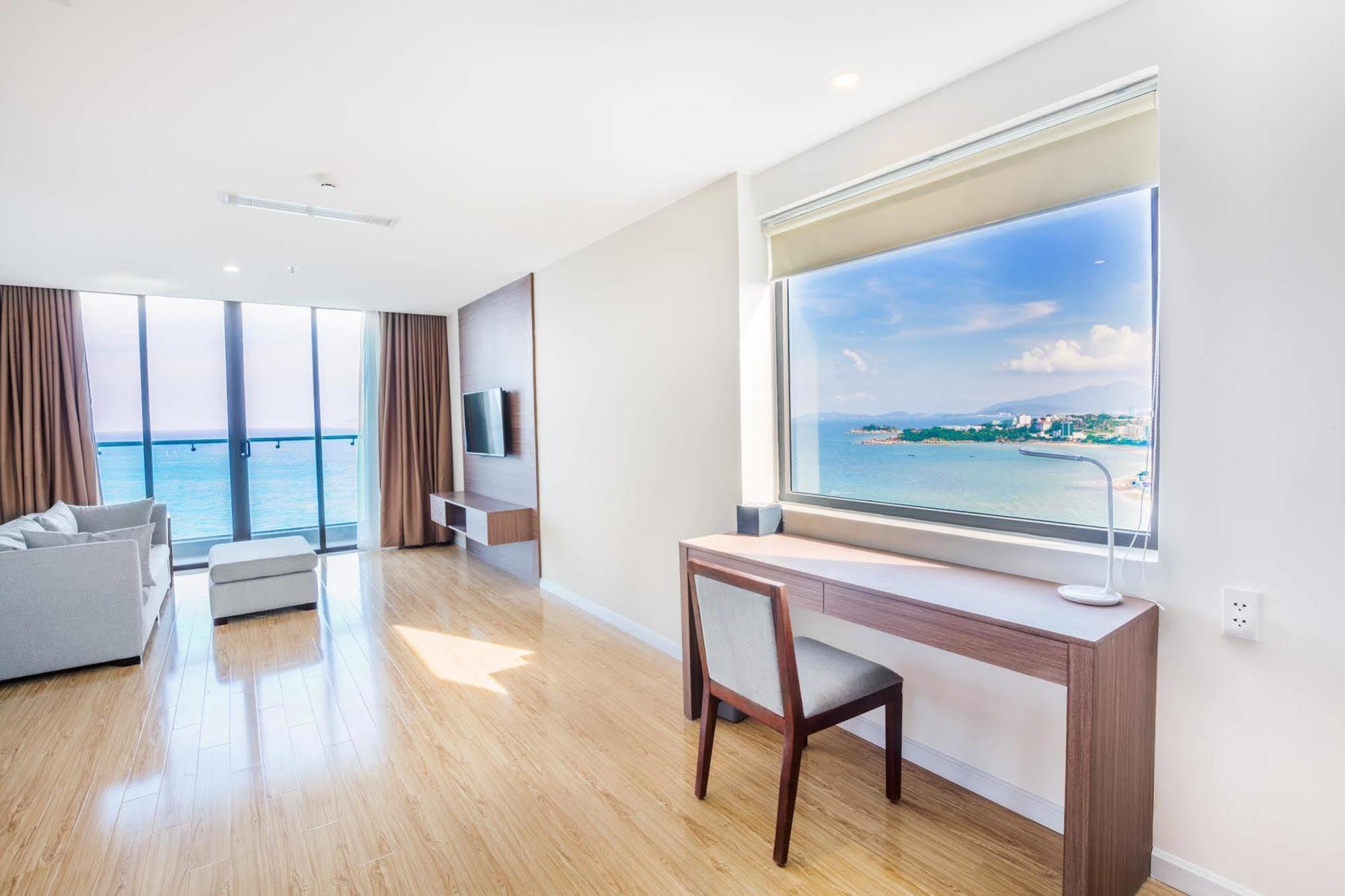 King Town Grand & Wedding Center Hotel 4*