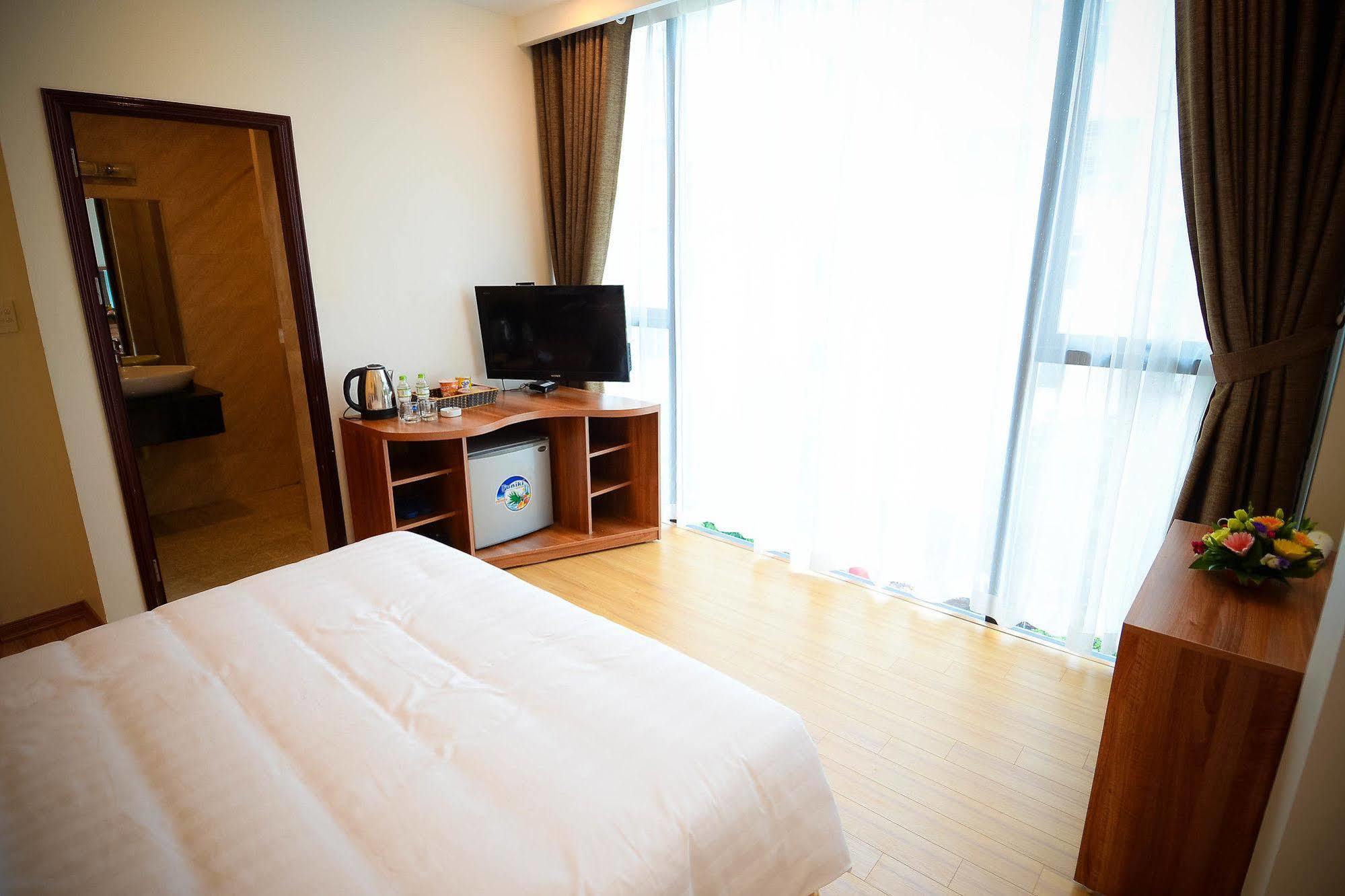 Casabella Hotels Hanoi