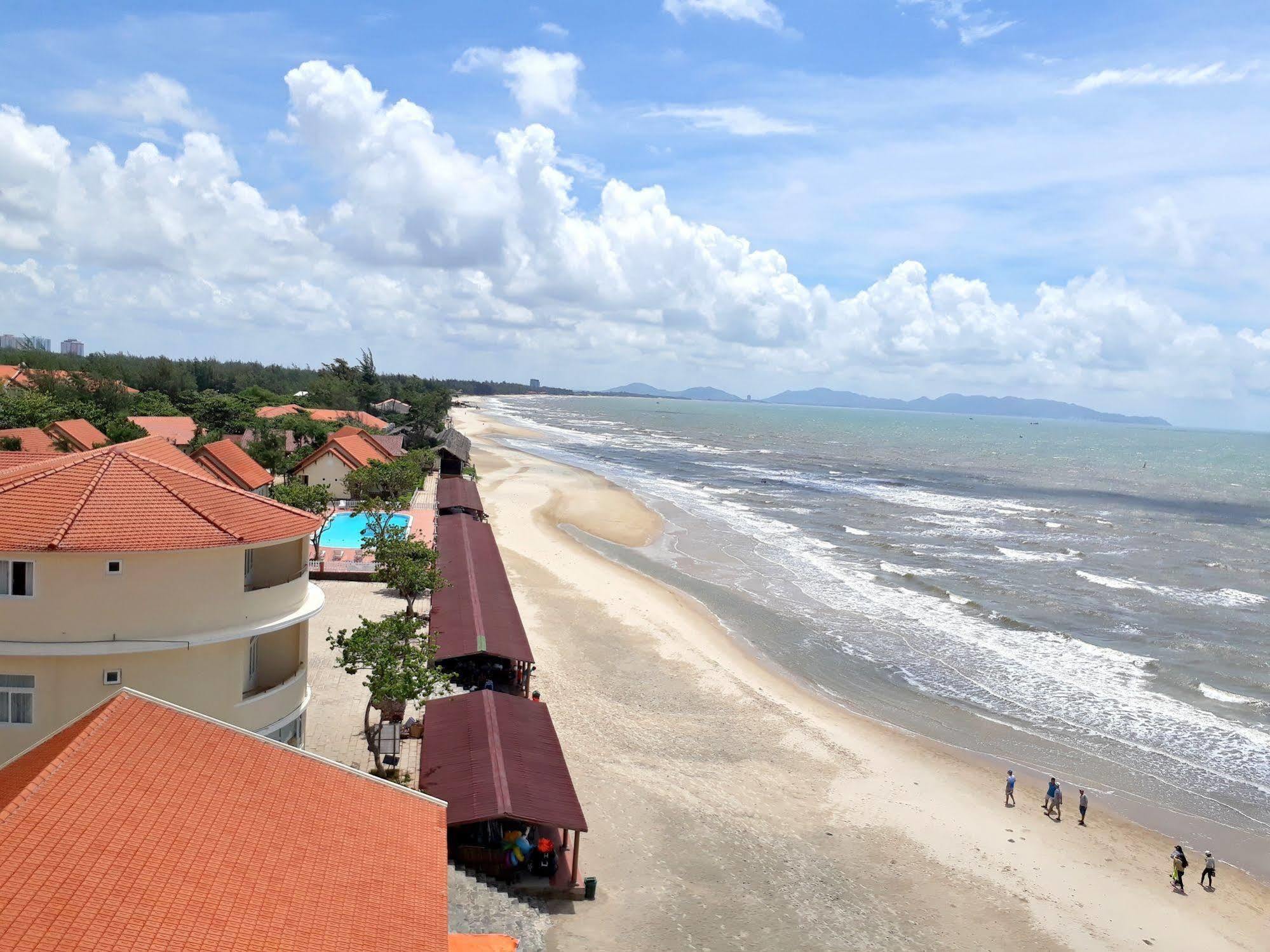Duong Intourco Resort, Resort