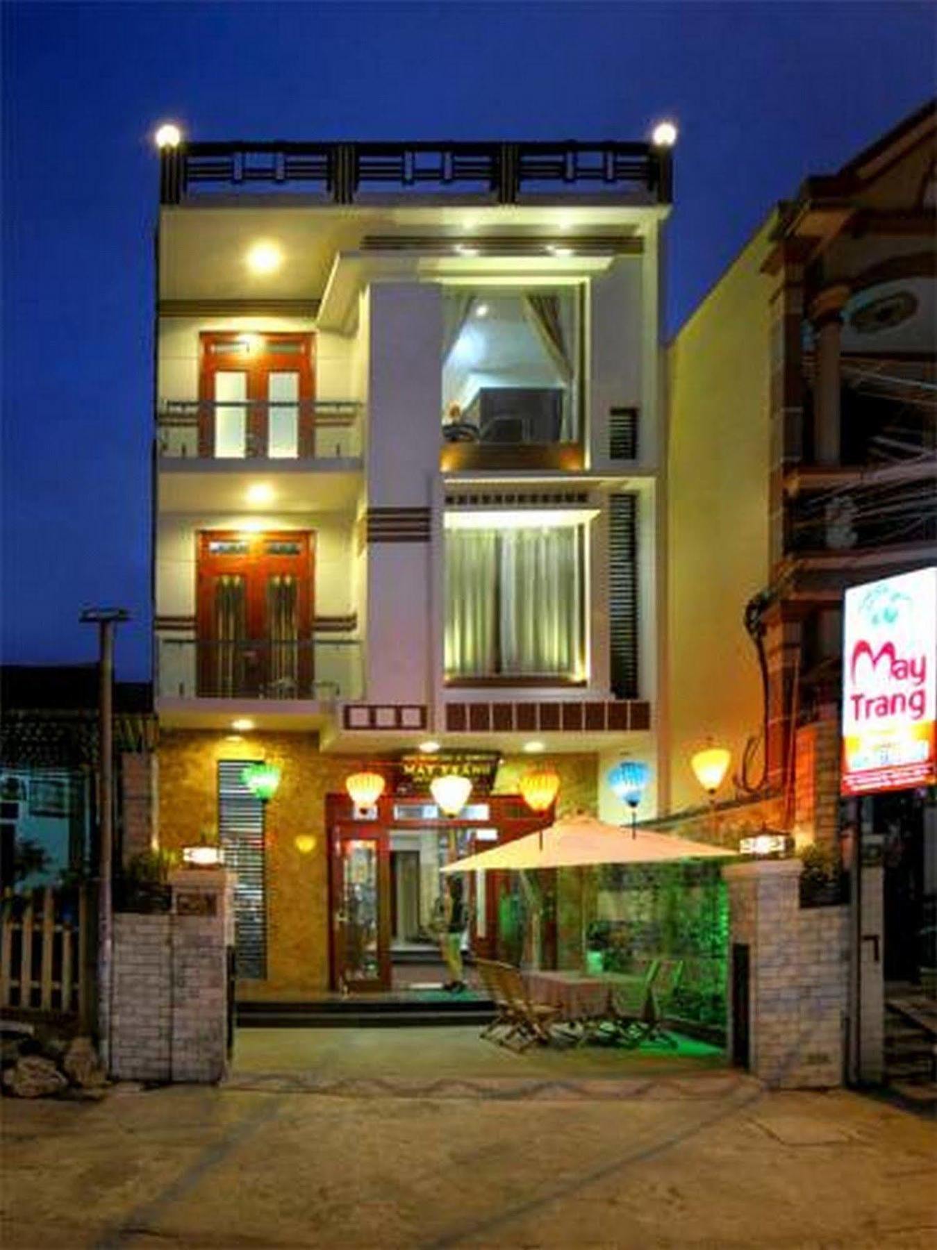 White Cloud Hotel