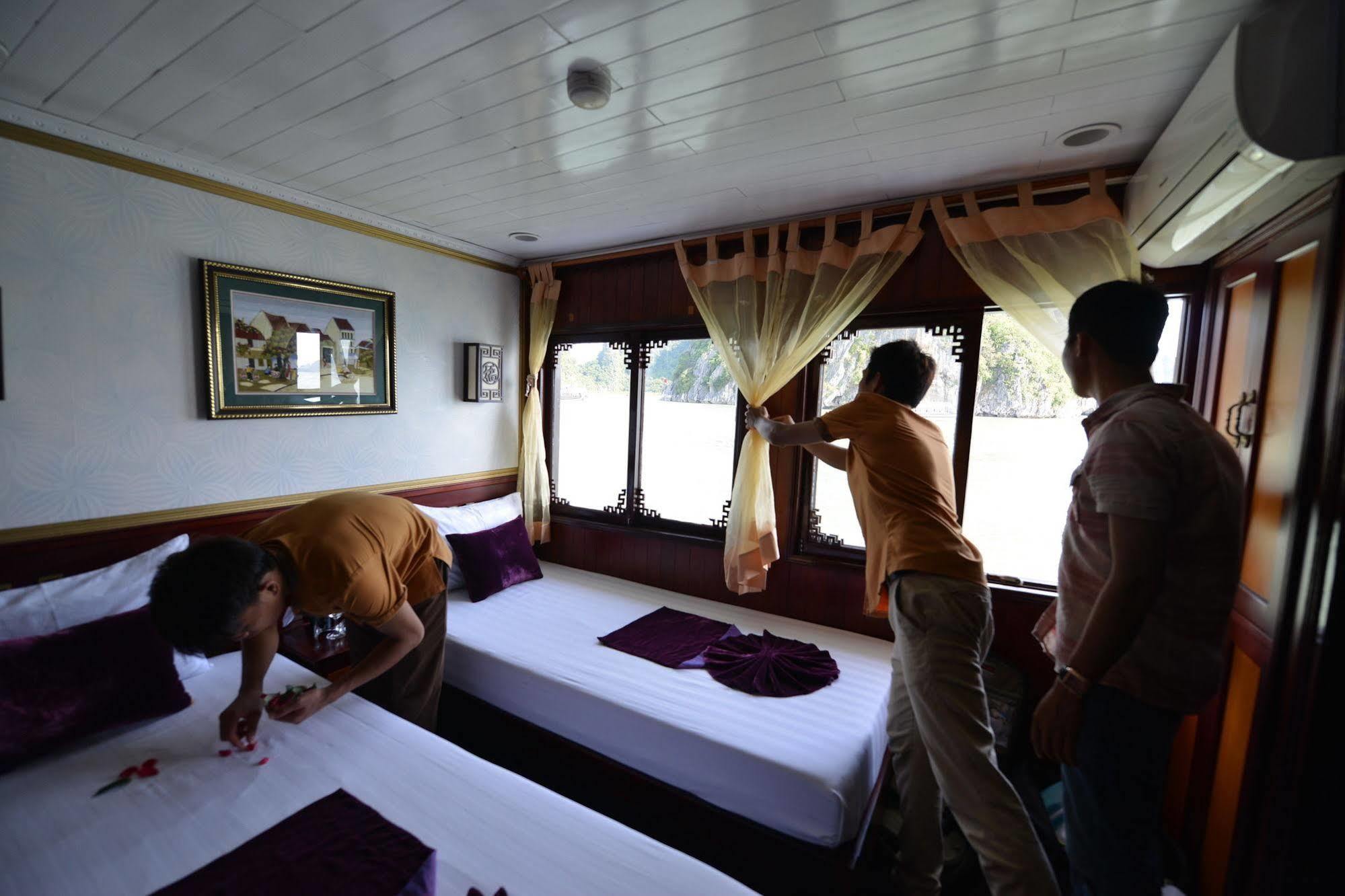  Halong Royal Boutique Cruises 3*