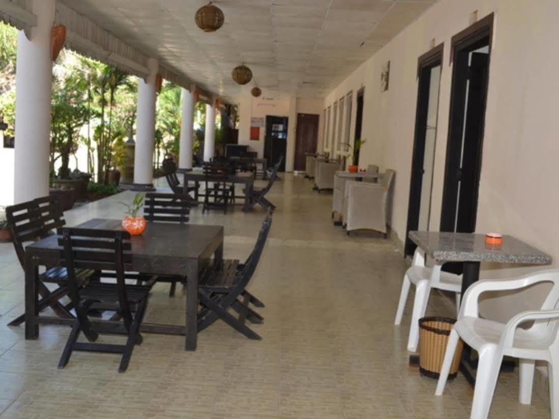 Fishing Village Hotel 2*