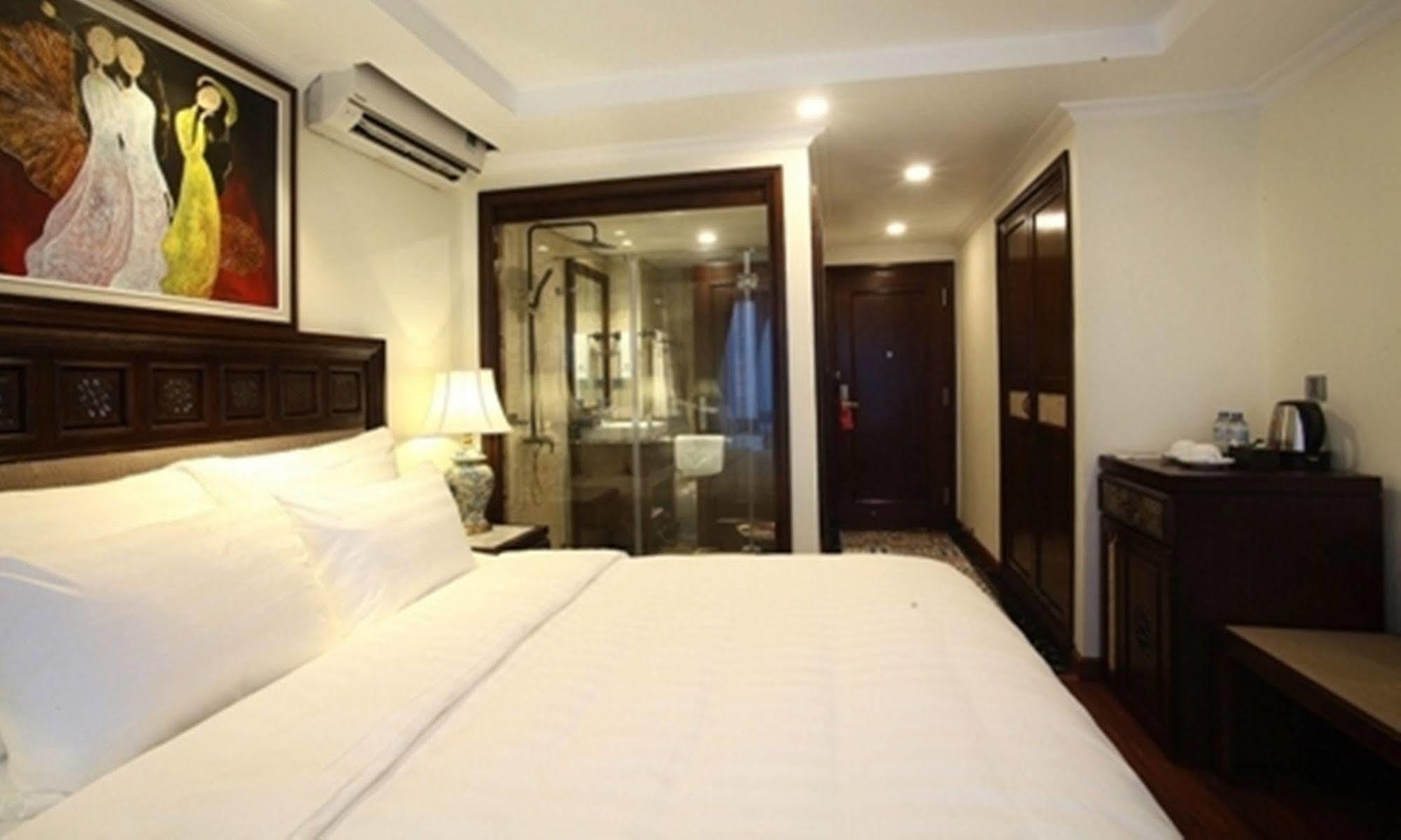 Paris Boutique Hotel
