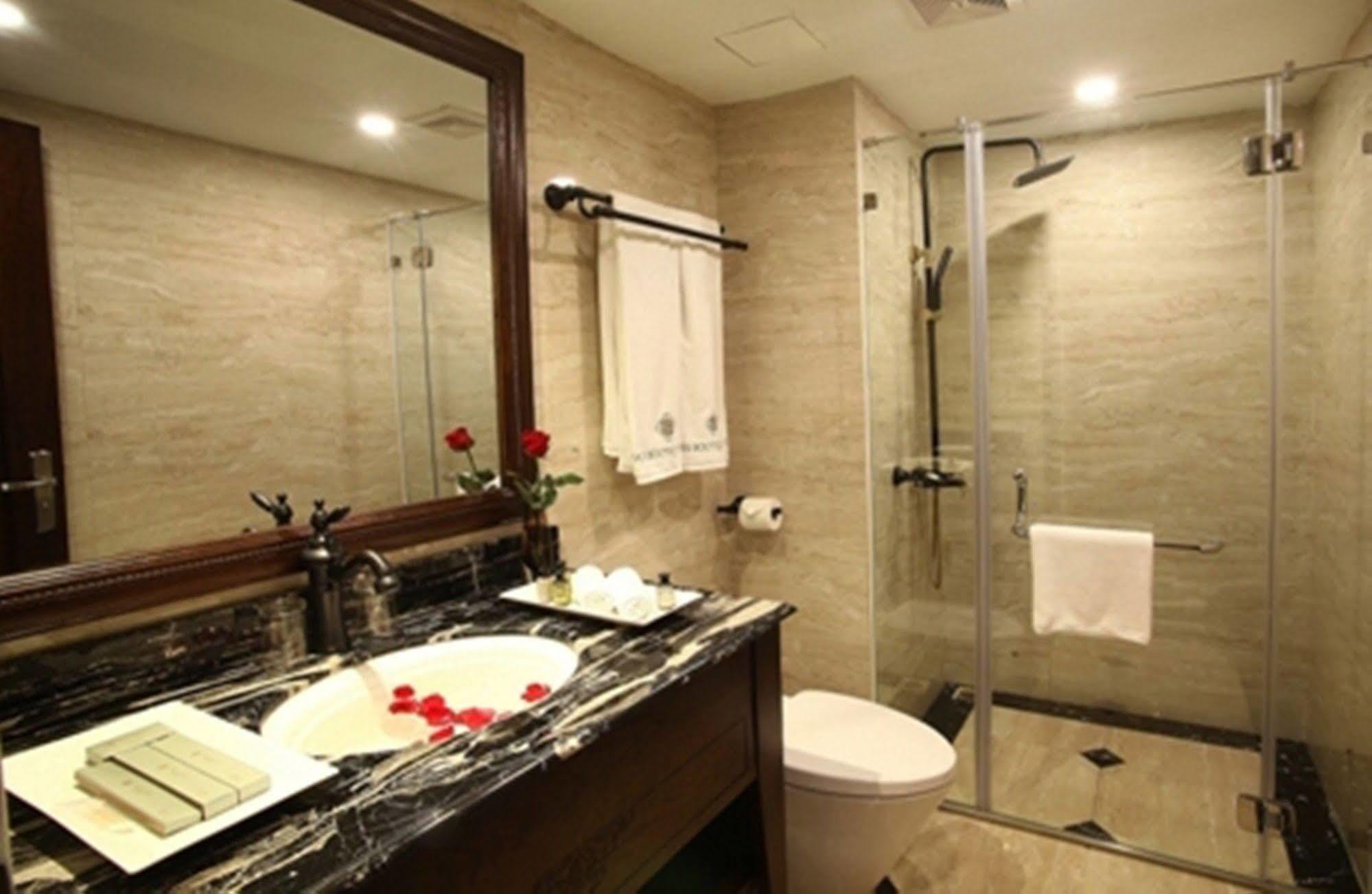Paris Boutique Hotel