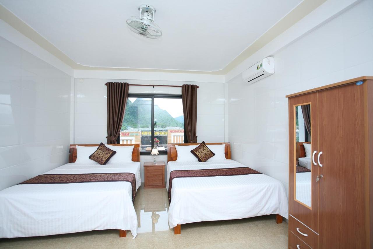 Sky Hotel Phong Nha