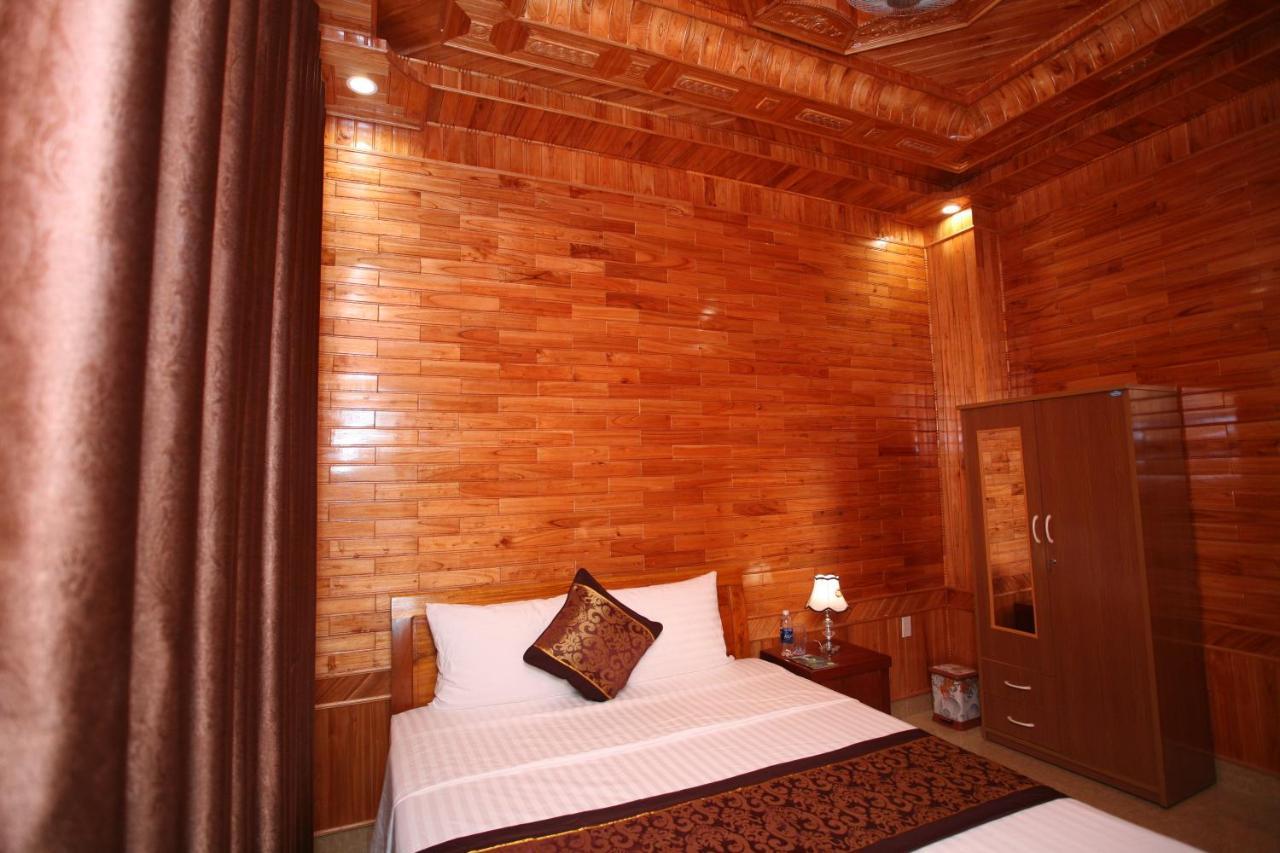 Sky Hotel 3*