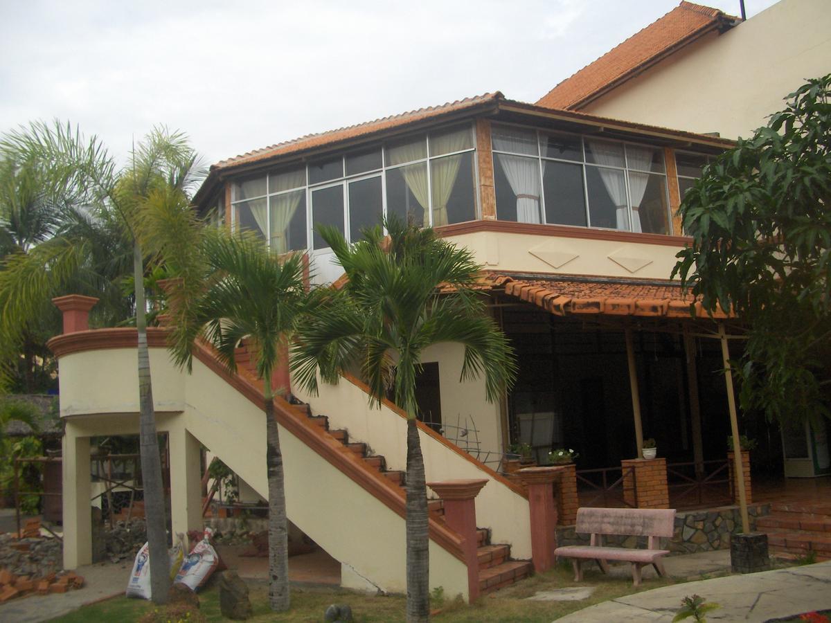Hotel Suoi Tien Mui Ne