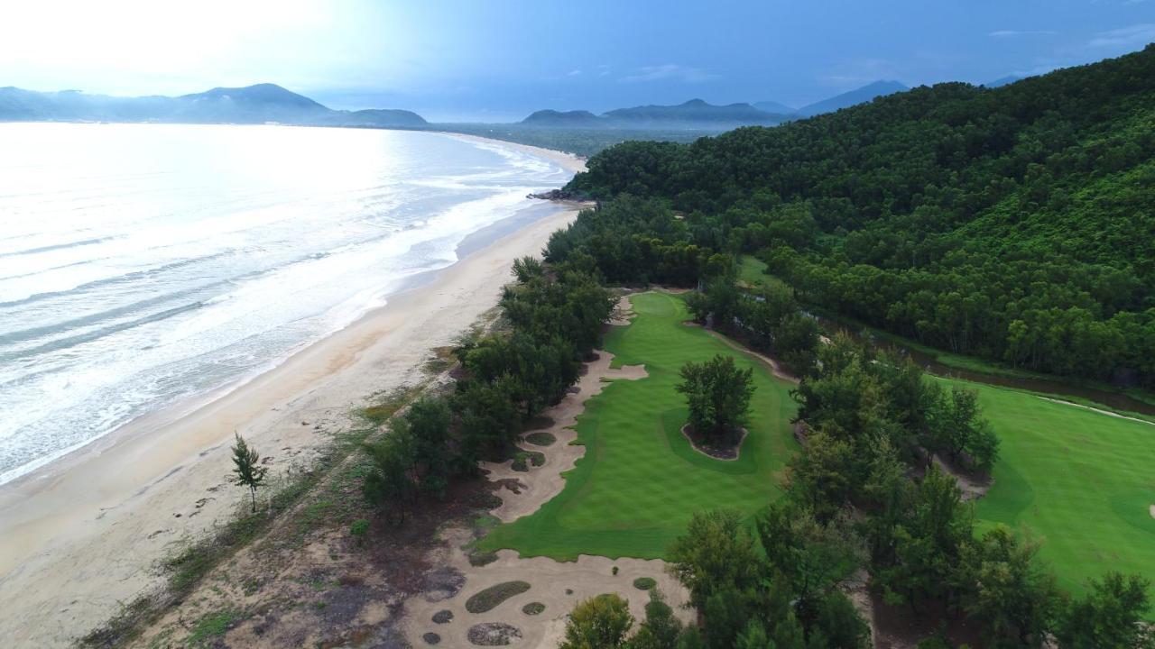 Banyan Tree Resort 5*