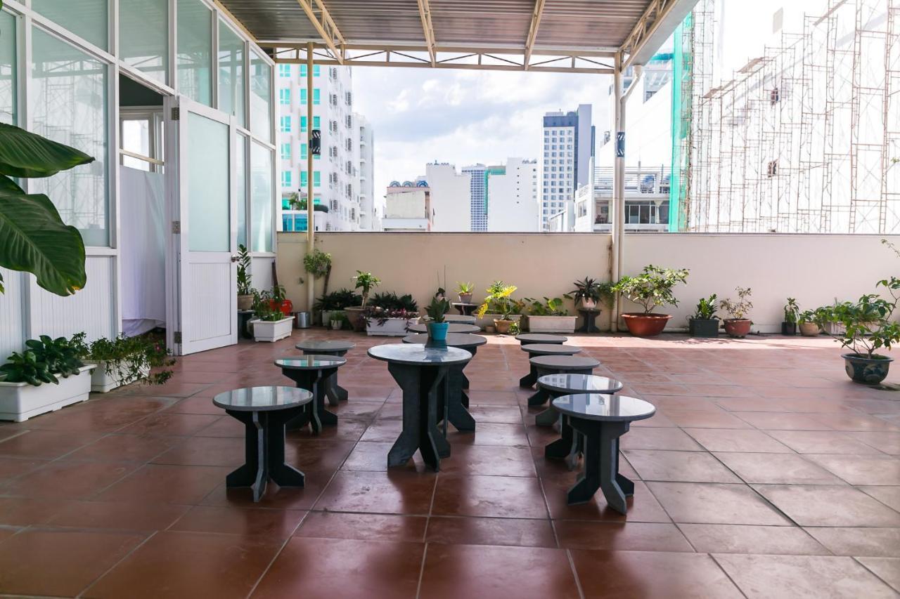Apartment An Phu Gia & *