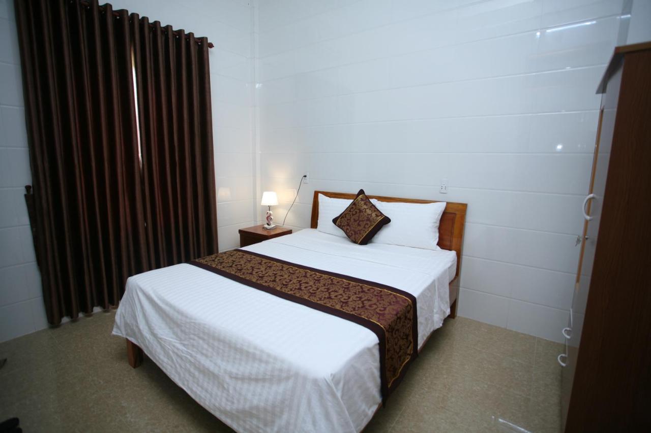 Sky Hotel Phong Nha