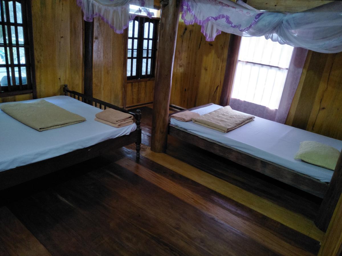 Bed & Breakfast Lake-huyen Hao *