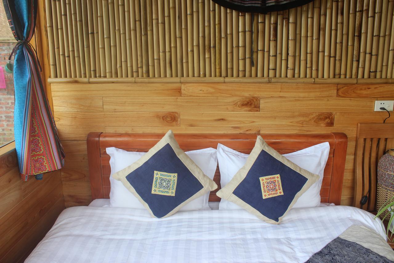 Hmong House Homestay *
