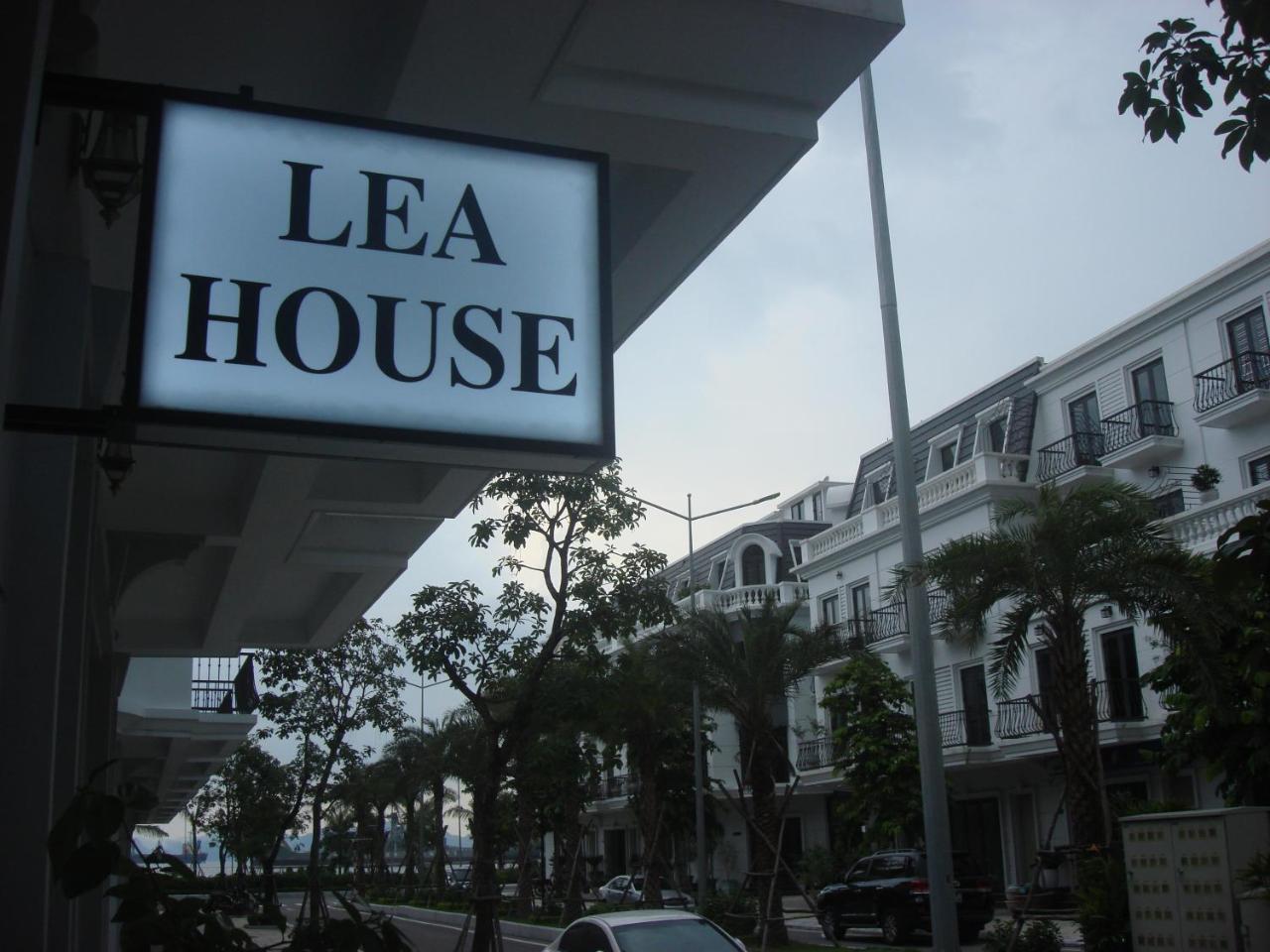 Lea House *