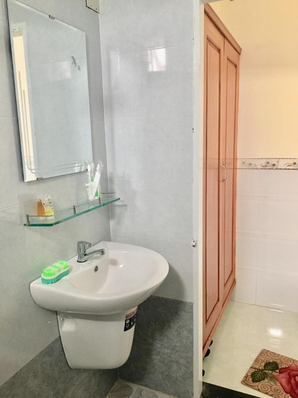 Trieu Hoang Hotel