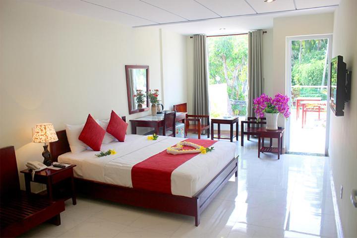 Ha Anh - 2* Mui Ne