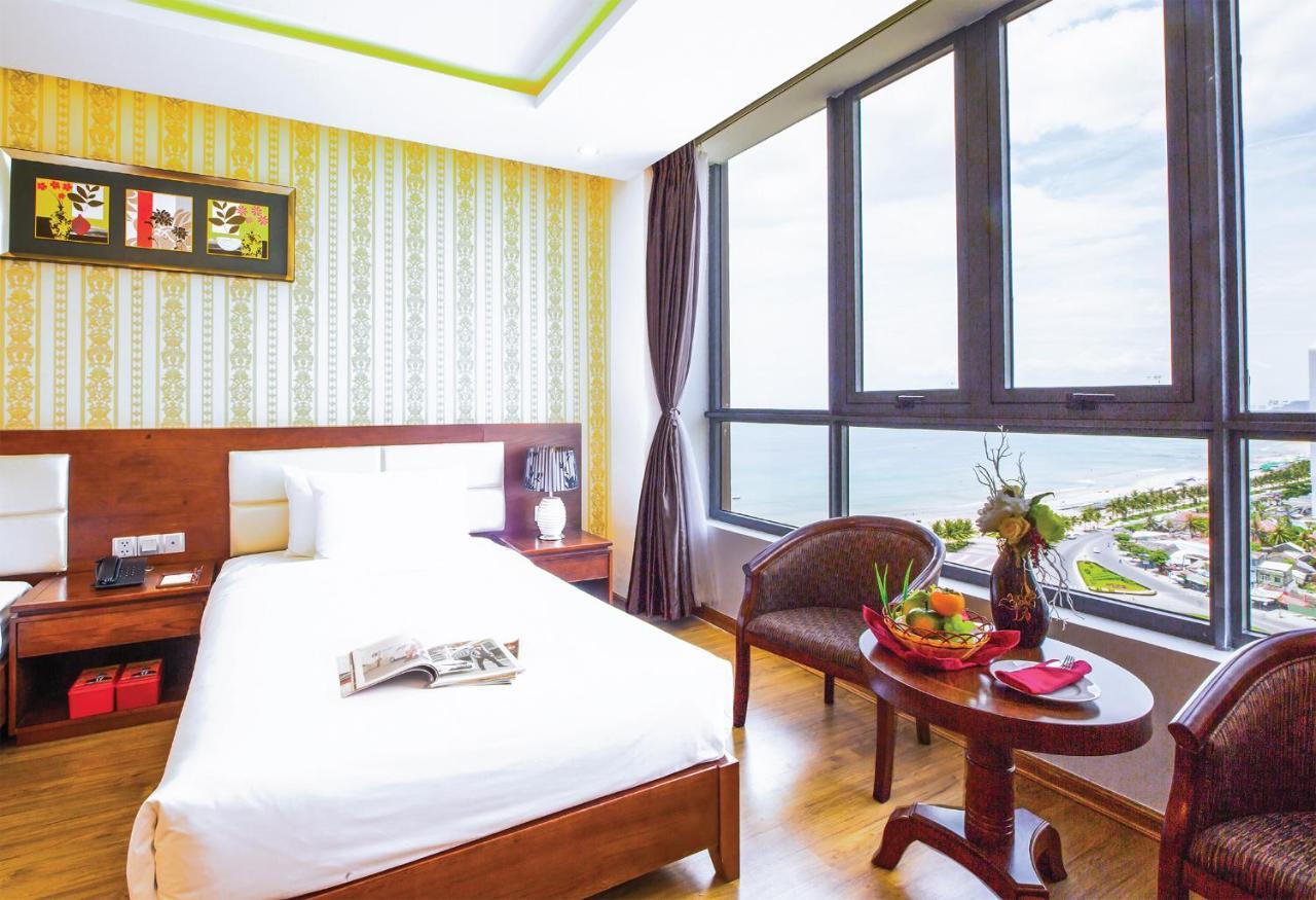 Le Hoang 4*