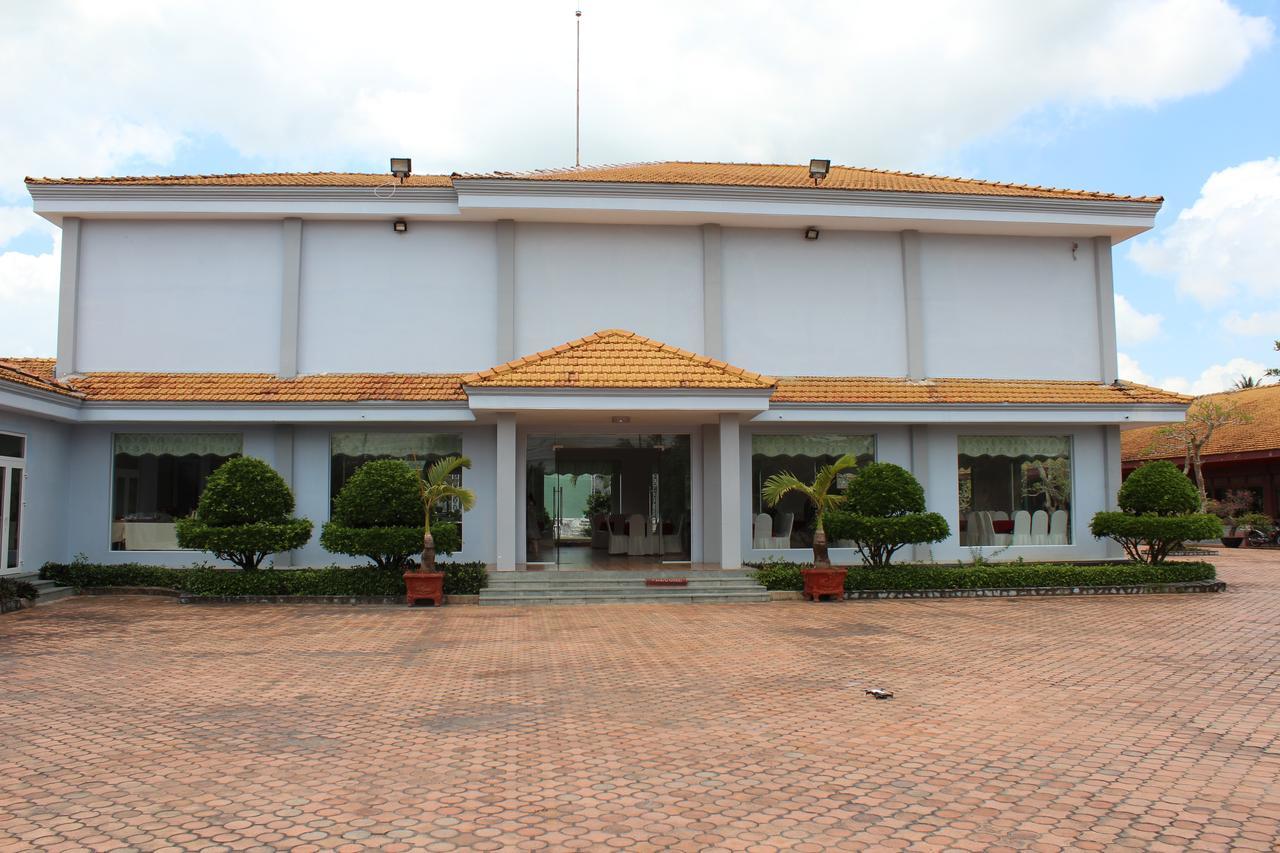 Ngoc Thu Hotel 3*