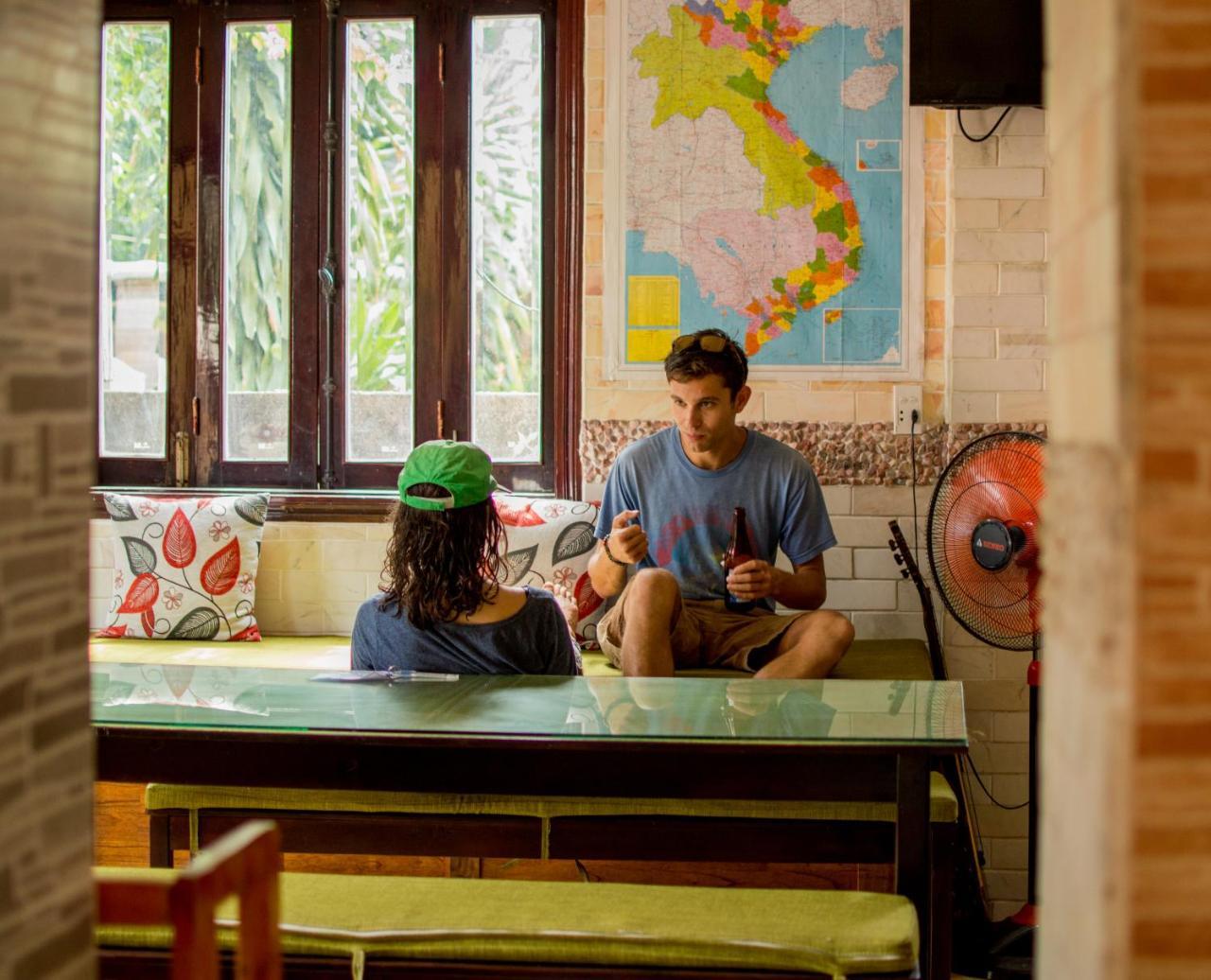 Dk's Backpacker Hotel