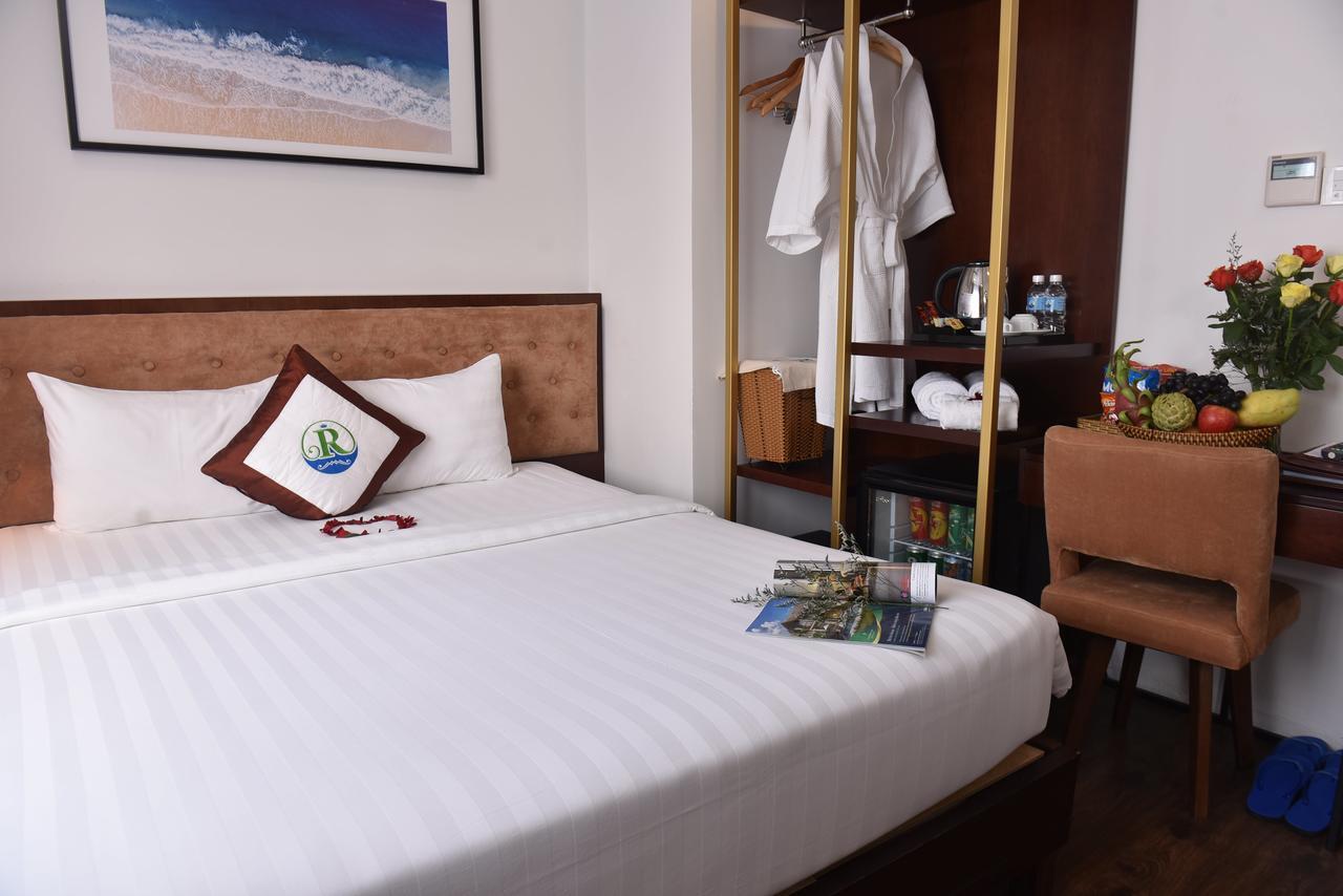 Hotel Ritzy Boutique 4*
