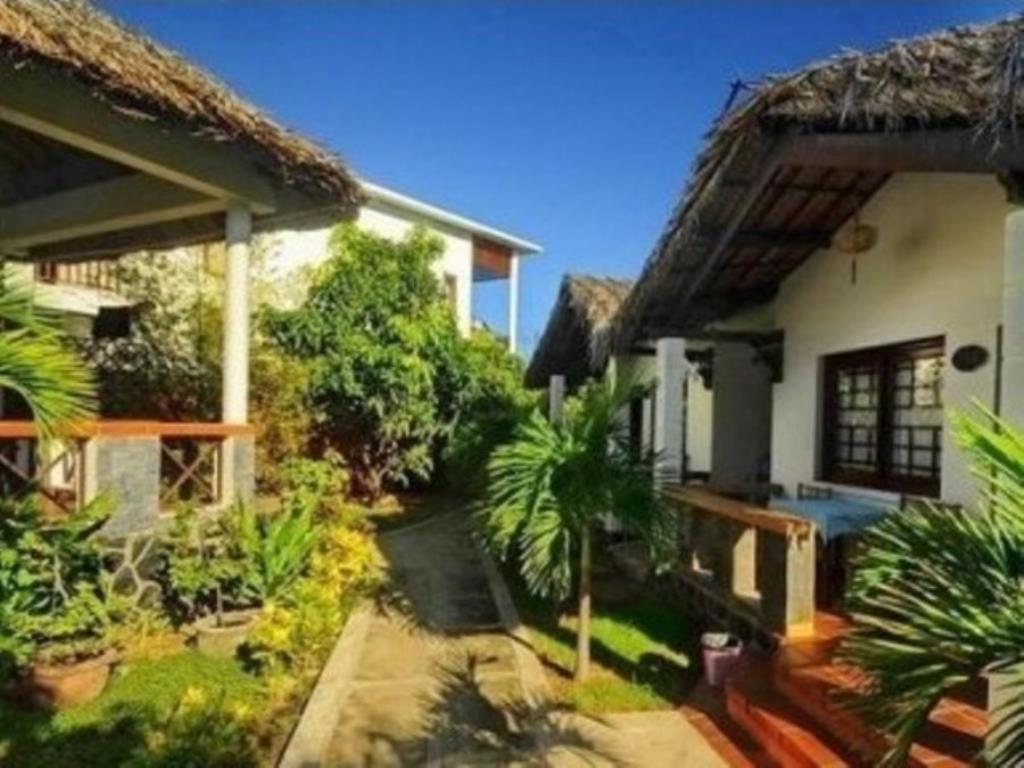Hotel Suoi Tien Mui Ne 3*