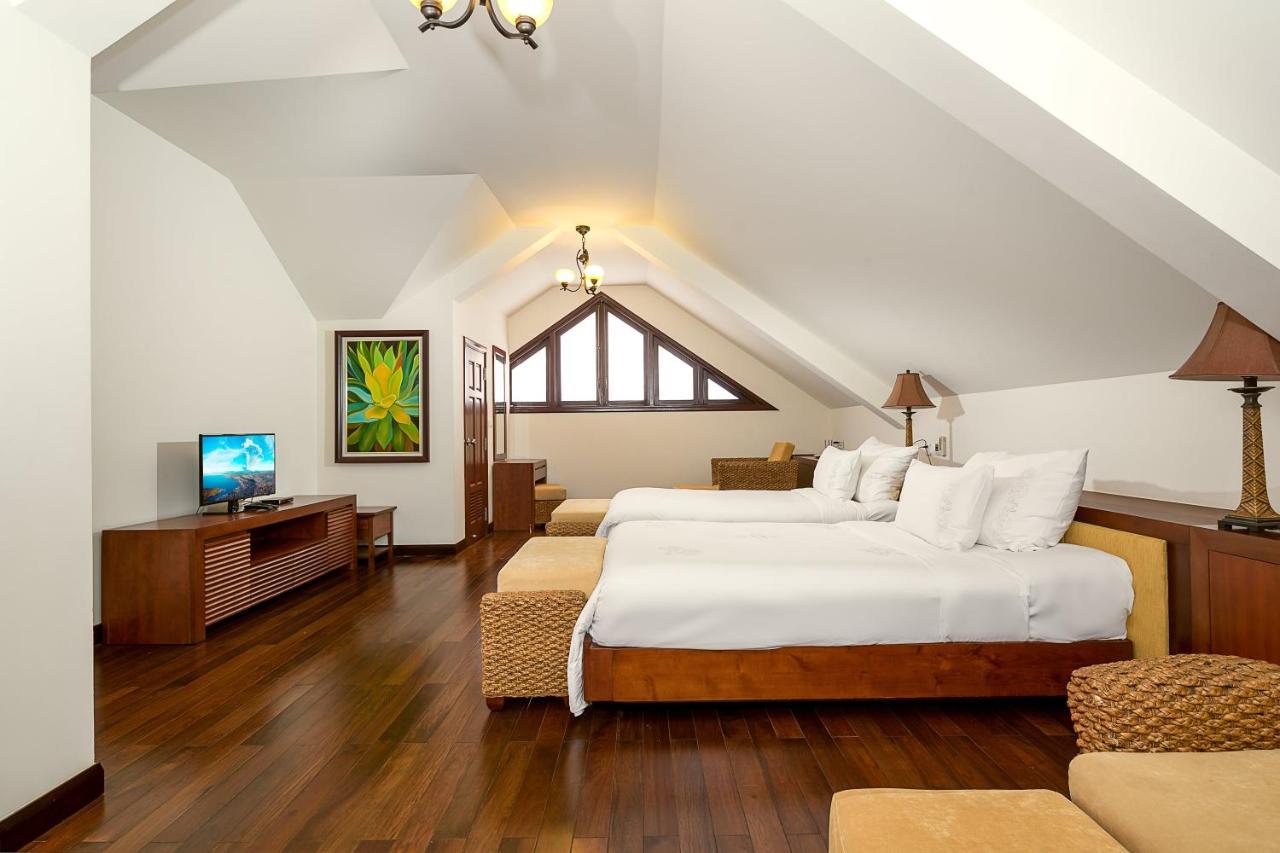 Tropical Villas Beach Villa