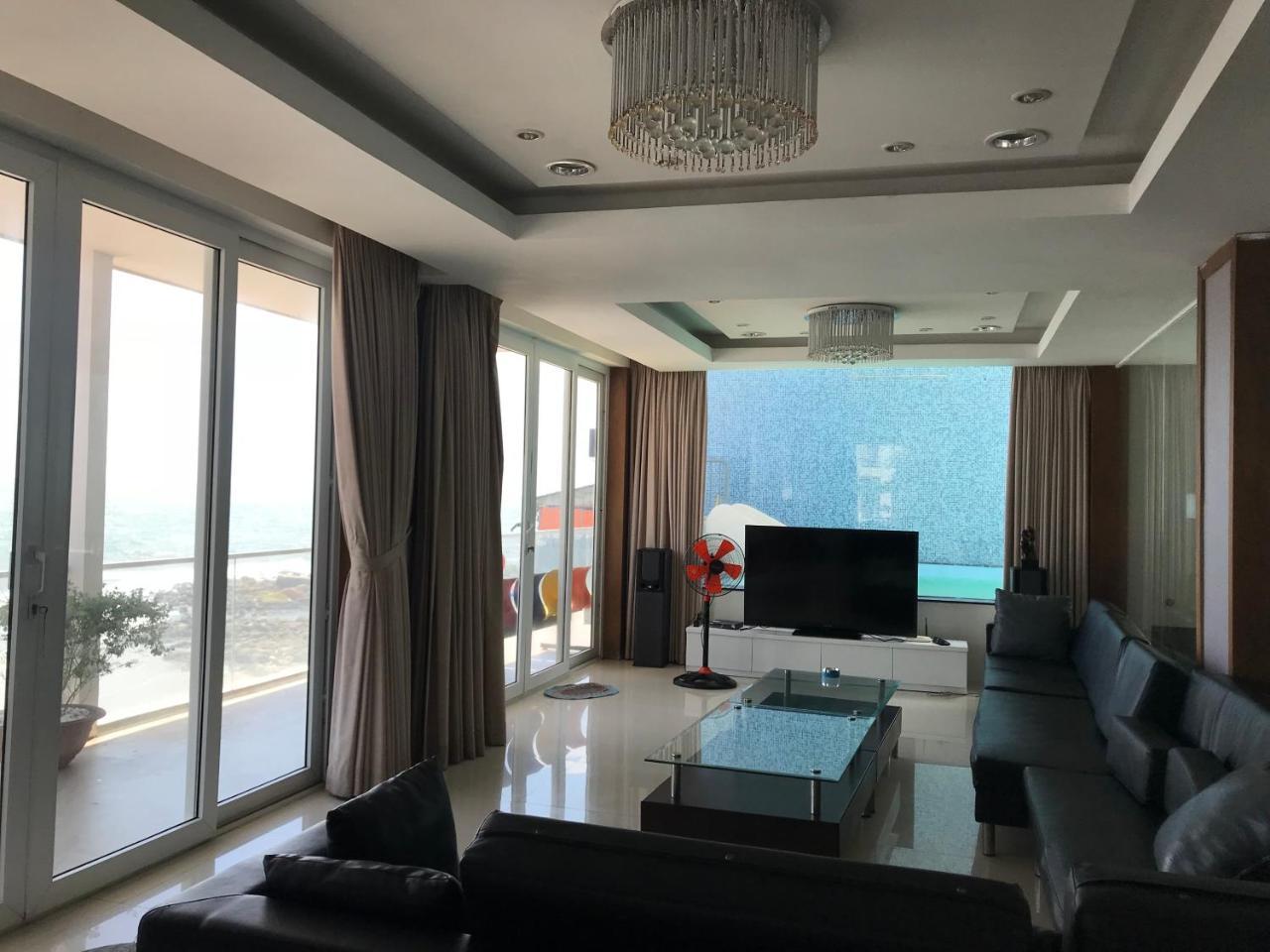 Villa Bai Sau House
