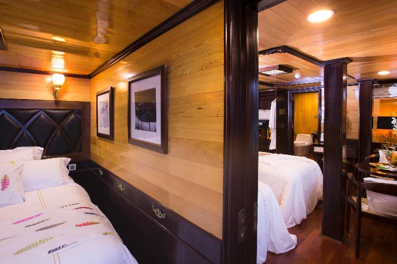 Hotel Hera Cruises