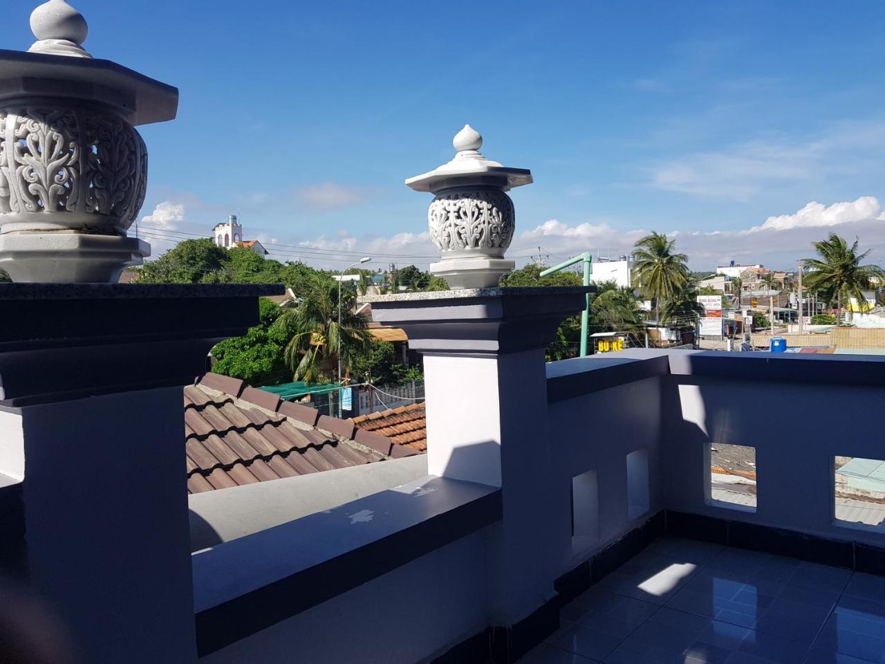 Tulip Hotel 3*
